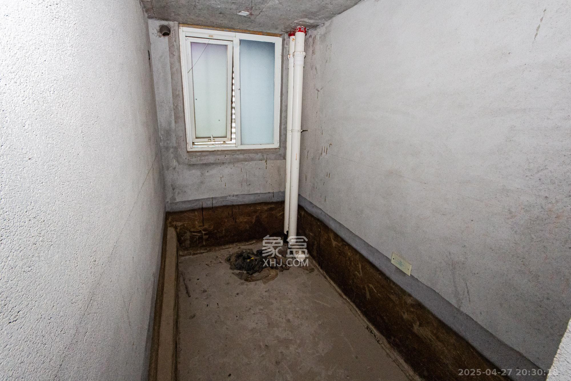 北辰三角洲E3区  4室2厅2卫    300.0万 北辰三角洲E3区  4室2厅2卫    300.0万卫生间