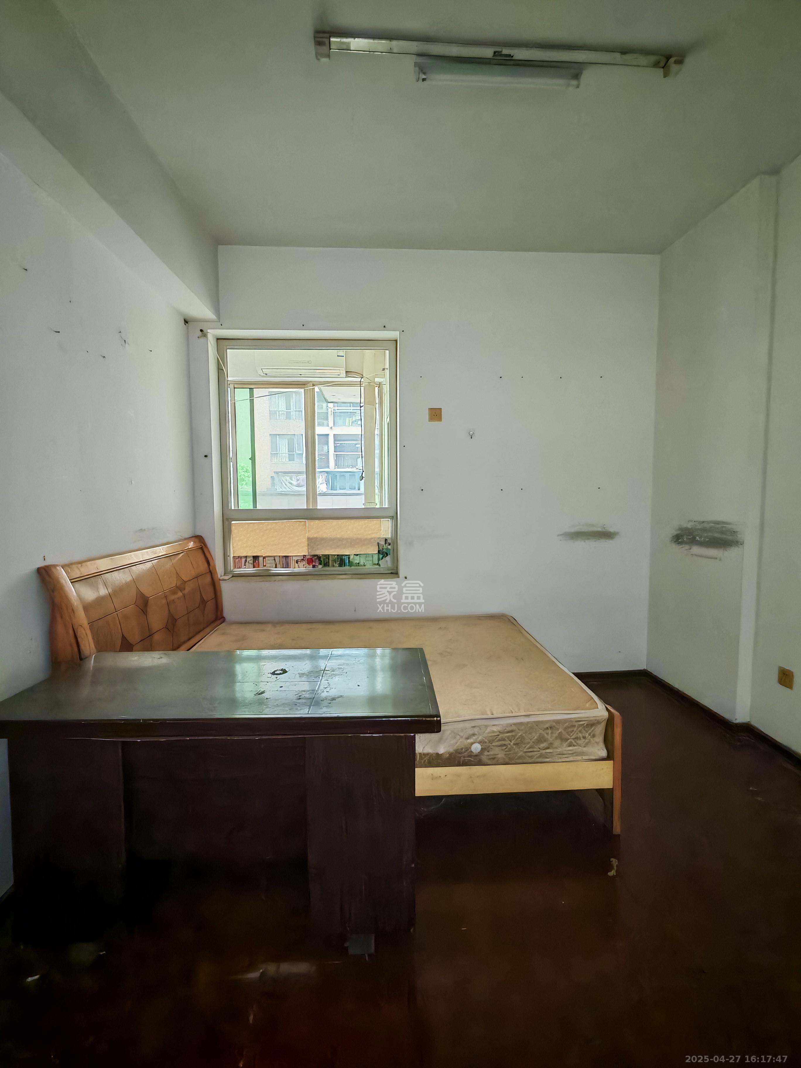 宏轩花苑 3室2厅2卫 2700.0元/月 宏轩花苑 3室2厅2卫 2700.0元/月室内图