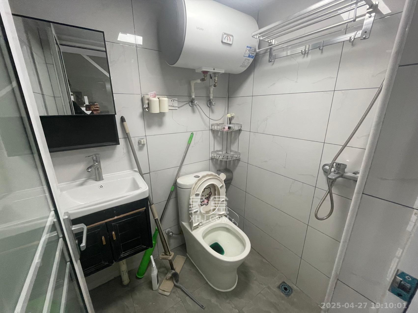 金地铂悦 1室1厅1卫 1200.0元/月 金地铂悦 1室1厅1卫 1200.0元/月室内图