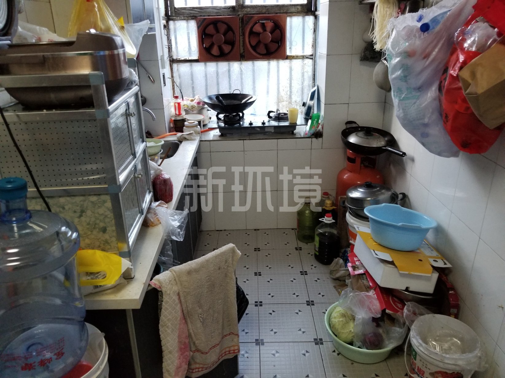 文昌阁工商银行宿舍  2室2厅1卫   26.80万客厅