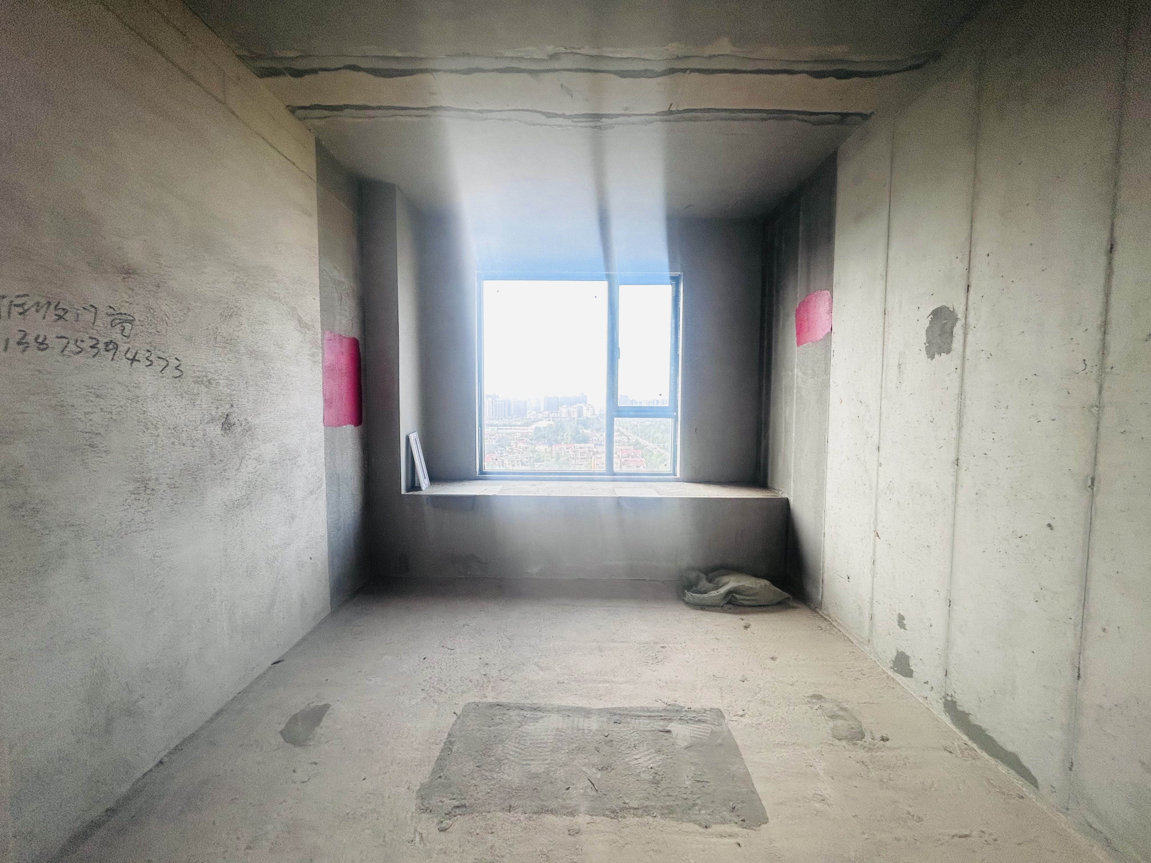 青春里鑫悦府 4室2厅2卫 93.0万 青春里鑫悦府 4室2厅2卫 93.0万室内图