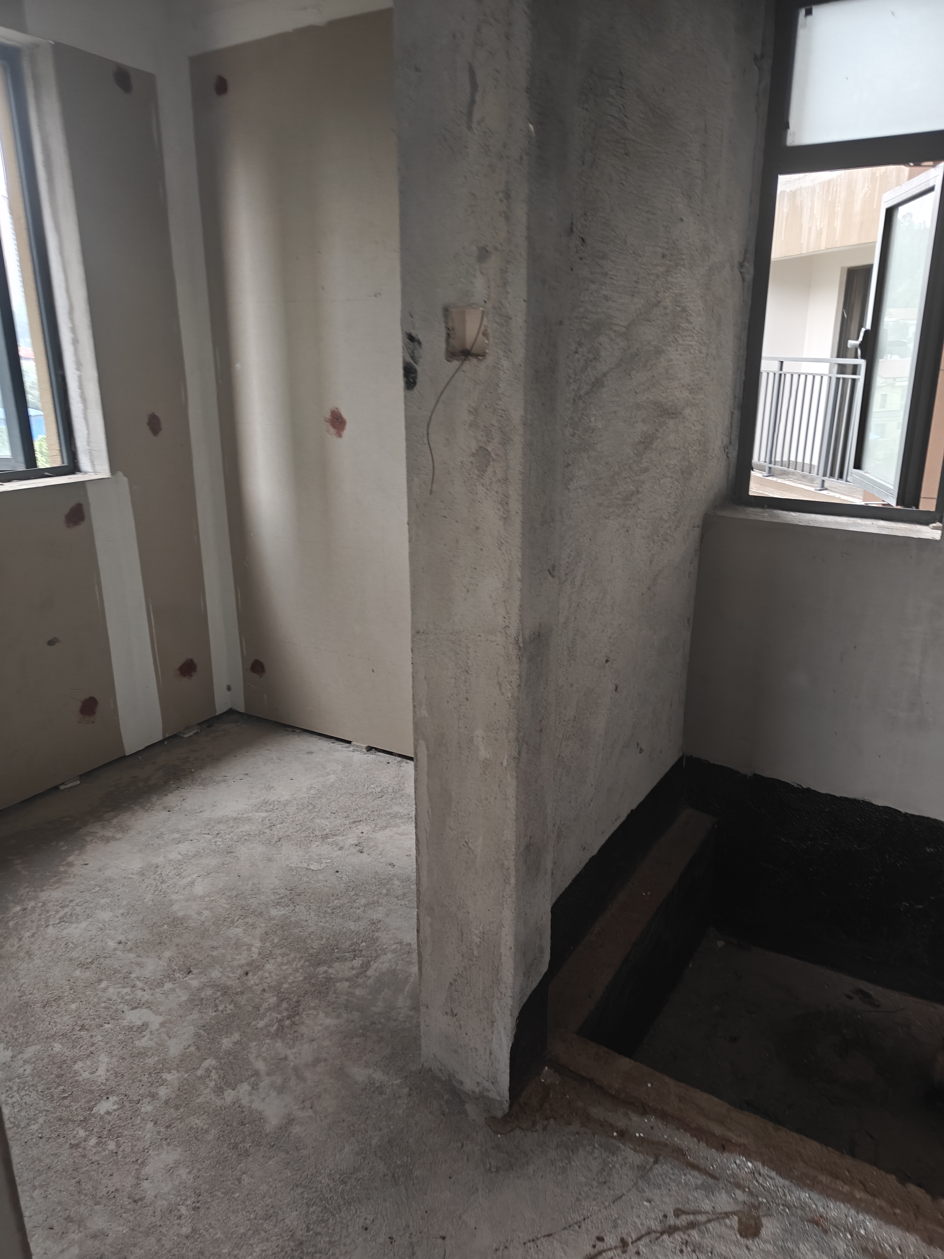 宁邦中心（二期公园里）  1室0厅0卫    112.0万客厅