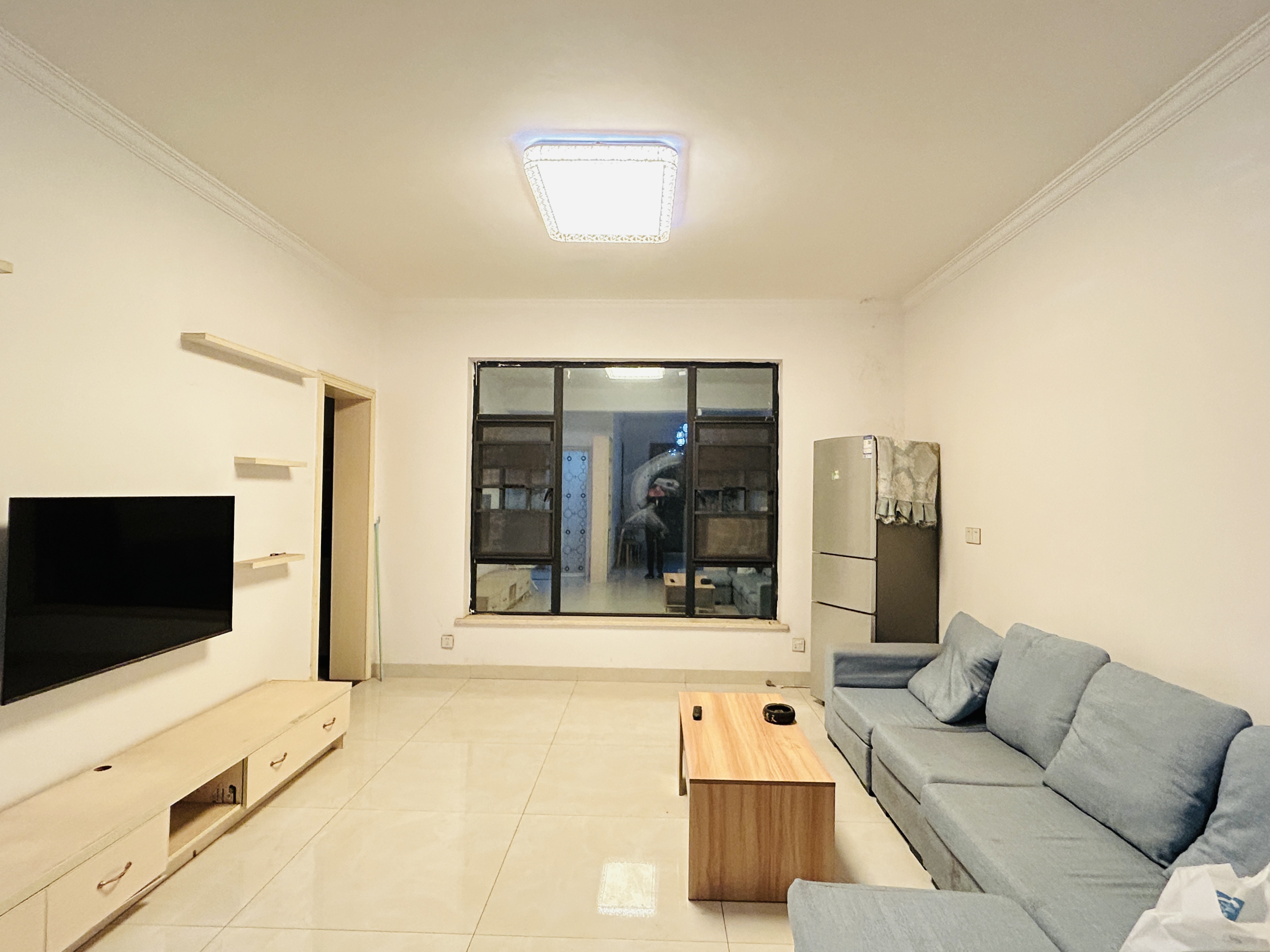 天元涉外景园C区 3室2厅2卫 2600.0元/月 天元涉外景园C区 3室2厅2卫 2600.0元/月户型图