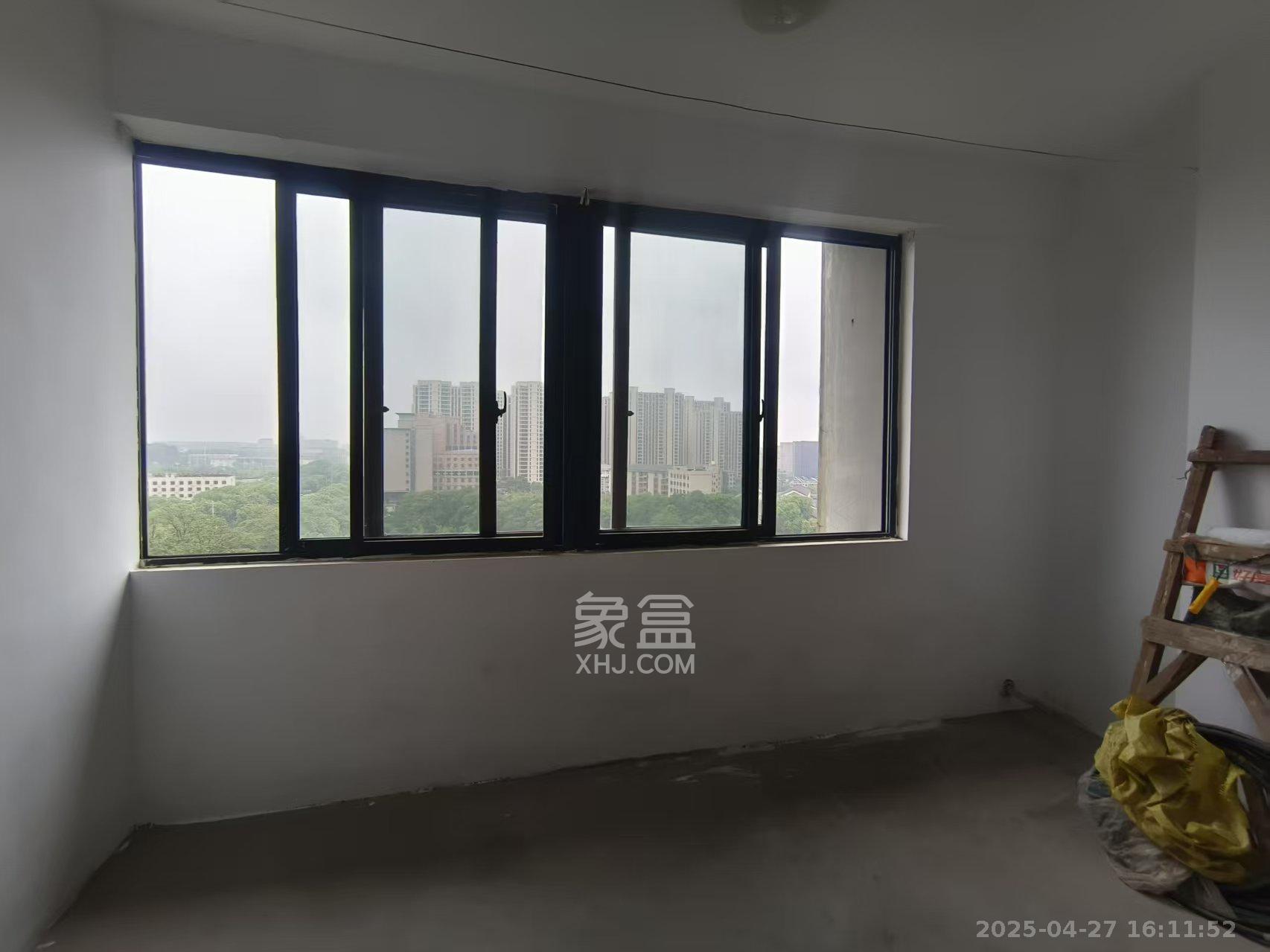 上庭苑  3室2厅2卫    2100.0元/月室内图