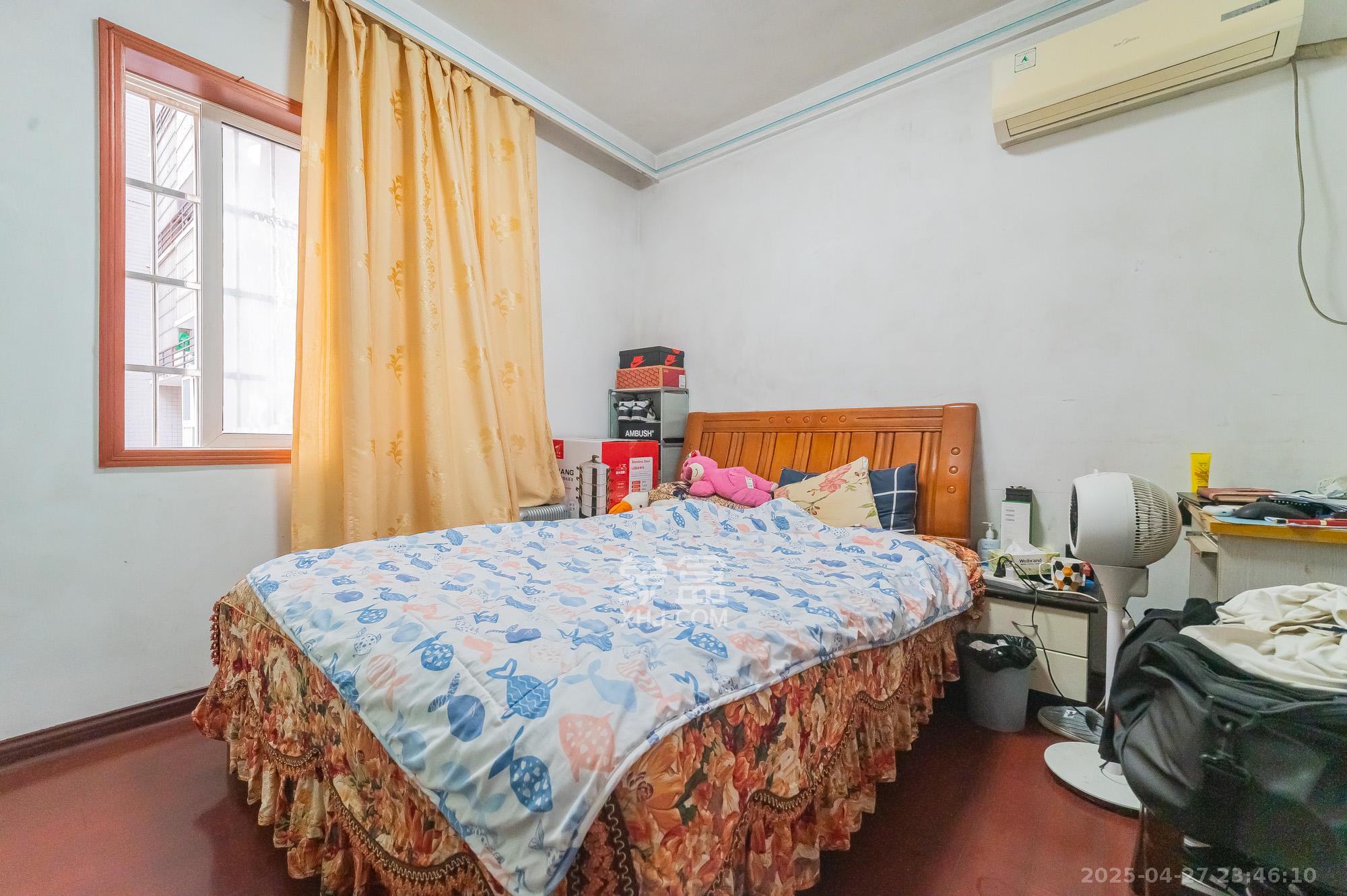 佳美星城 3室2厅1卫 57.5万 佳美星城 3室2厅1卫 57.5万卧室