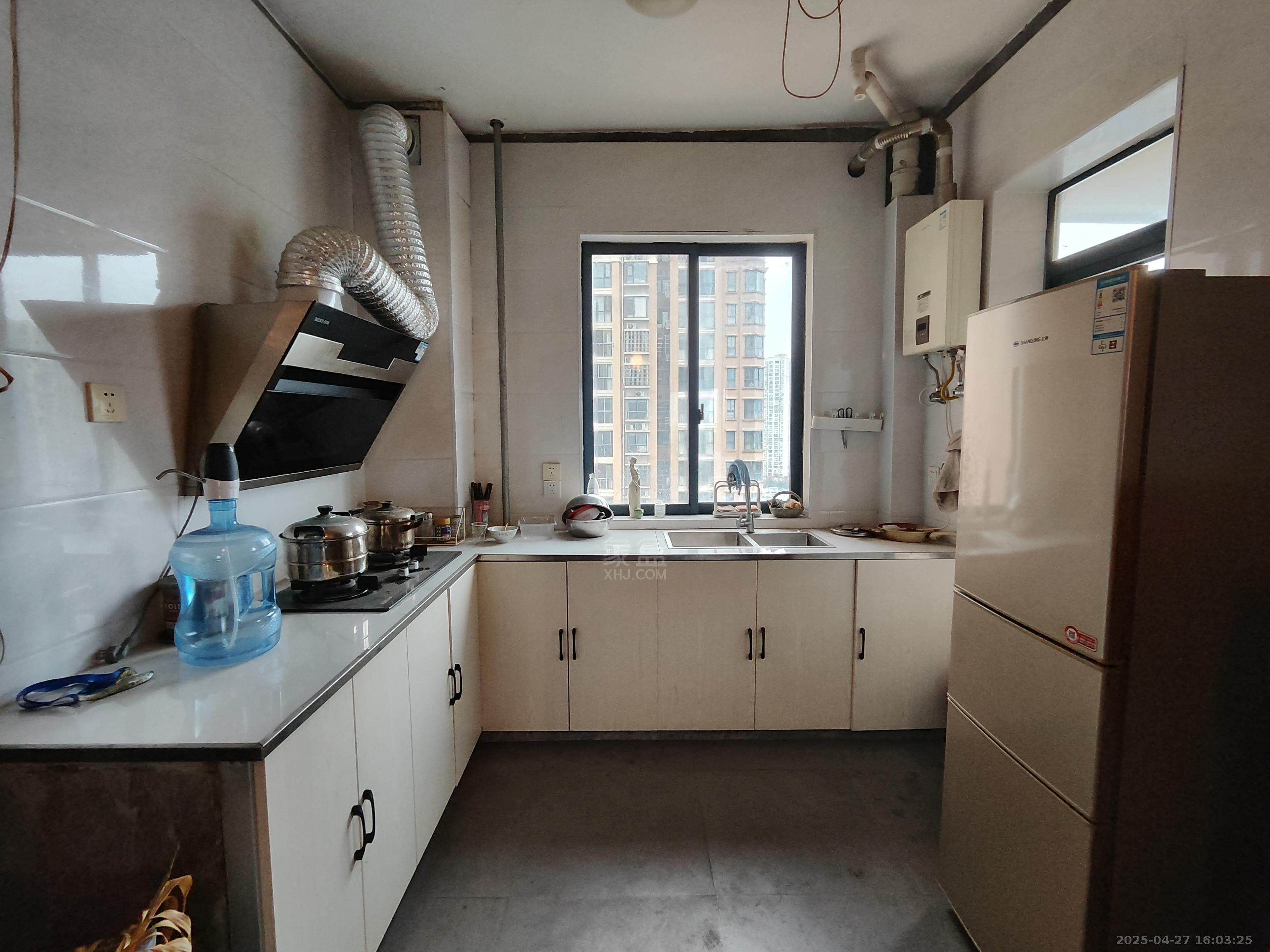 东鼎紫园 3室2厅2卫 1500.0元/月 东鼎紫园 3室2厅2卫 1500.0元/月室内图