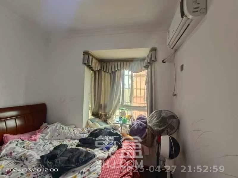 凯富南方鑫城  1室2厅1卫   2000.00元/月室内图