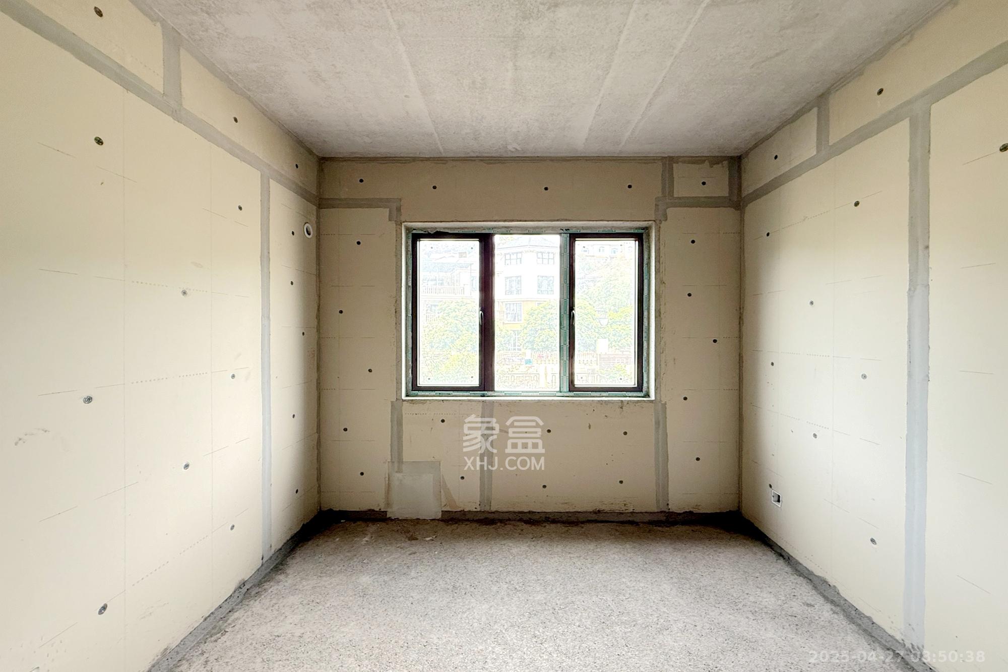 润和谷山郡(悦禧山庄水榭花都)  1室0厅0卫    150.0万 润和谷山郡(悦禧山庄水榭花都)  1室0厅0卫    150.0万卧室