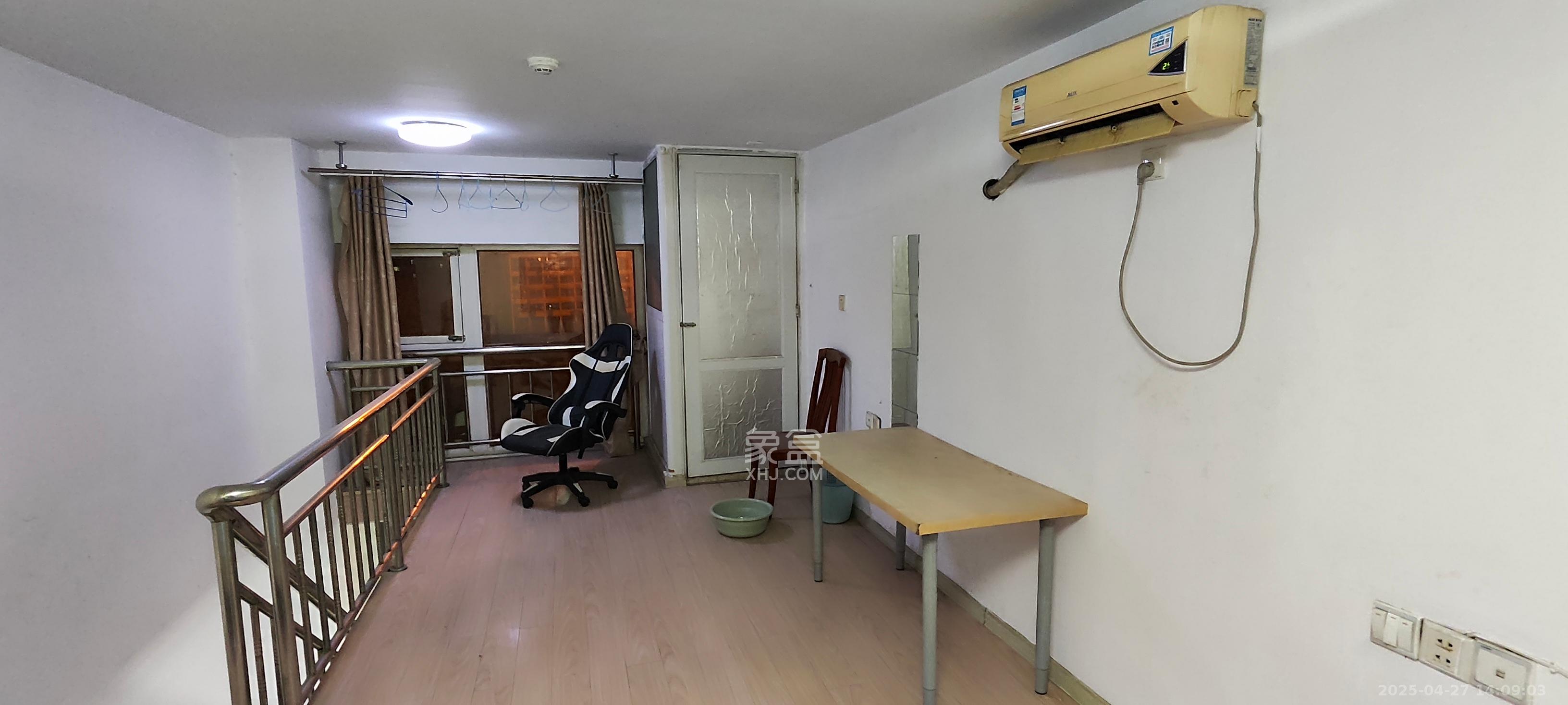 他城(天鸿时代公寓) 1室1厅1卫 1000.0元/月 他城(天鸿时代公寓) 1室1厅1卫 1000.0元/月室内图