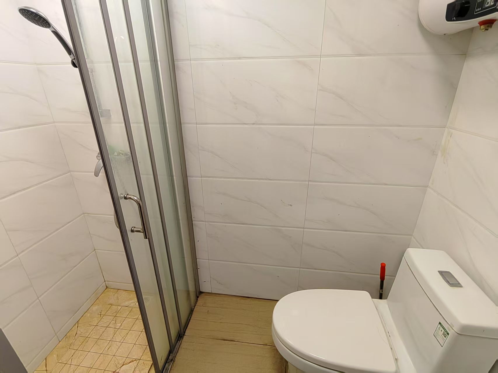 华耀碧桂园十里江湾誉峯 1室1厅1卫 1300.0元/月 华耀碧桂园十里江湾誉峯 1室1厅1卫 1300.0元/月室内图