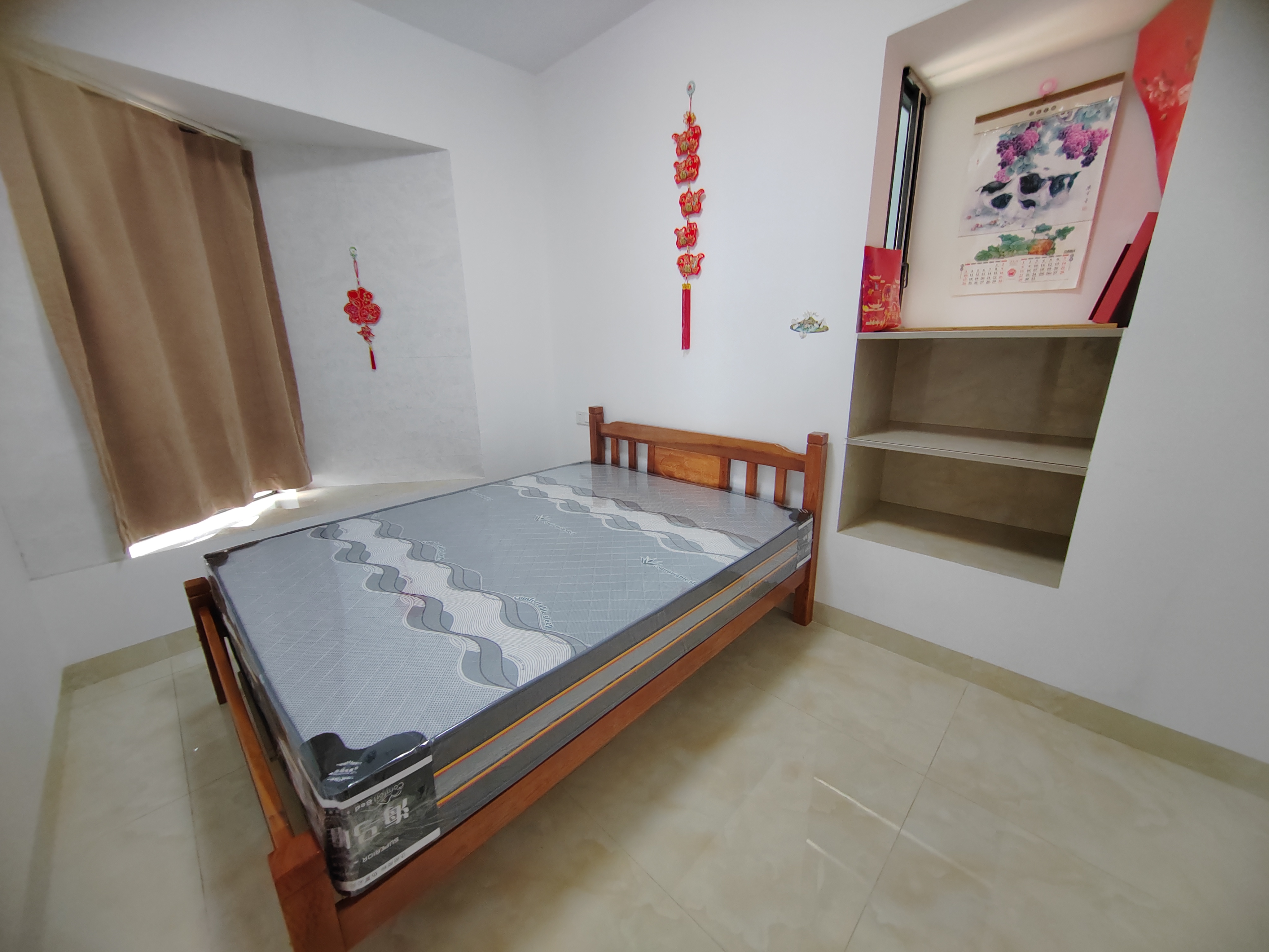 蓝海瑞园  2室2厅1卫   2600.00元/月室内图1