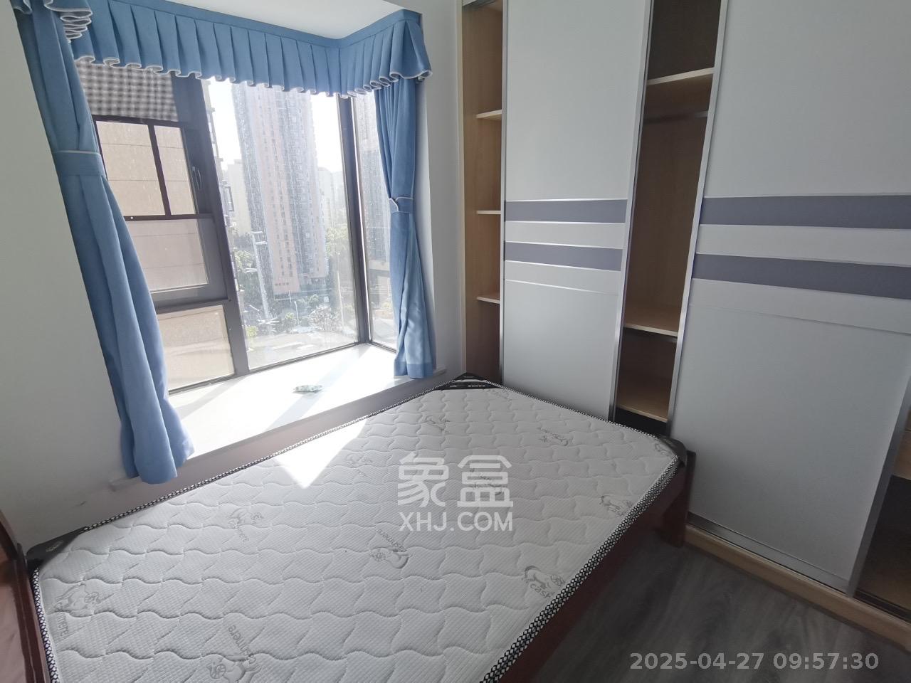 新新花园  2室1厅1卫   2100.00元/月室内图