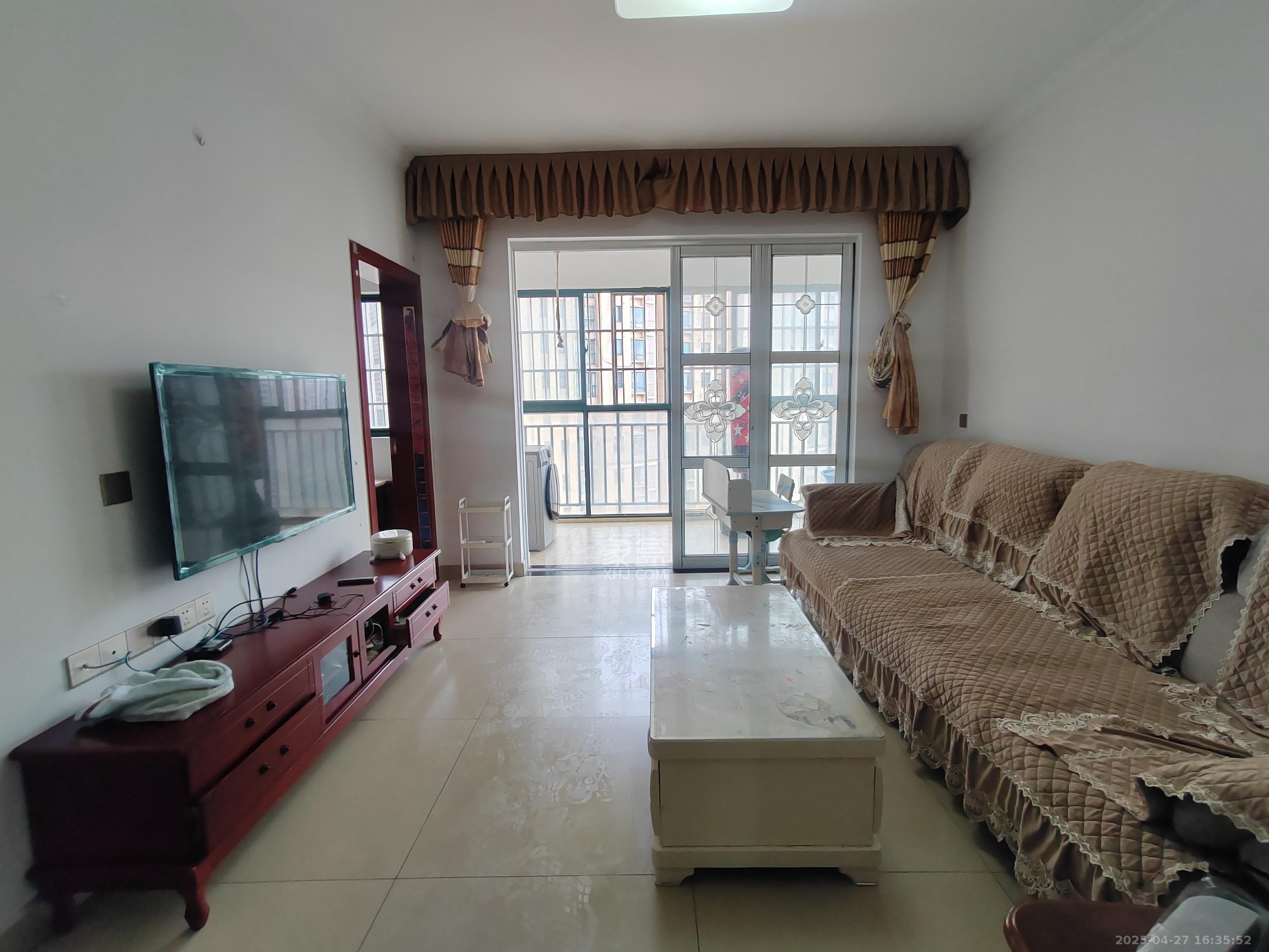 洋湖时代 3室2厅1卫 1900.0元/月 洋湖时代 3室2厅1卫 1900.0元/月室内图