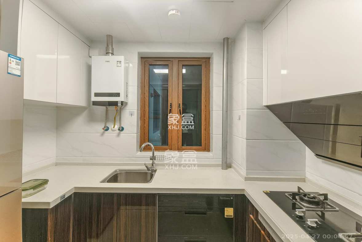 碧桂园翘楚棠 3室2厅2卫 72.8万 碧桂园翘楚棠 3室2厅2卫 72.8万厨房