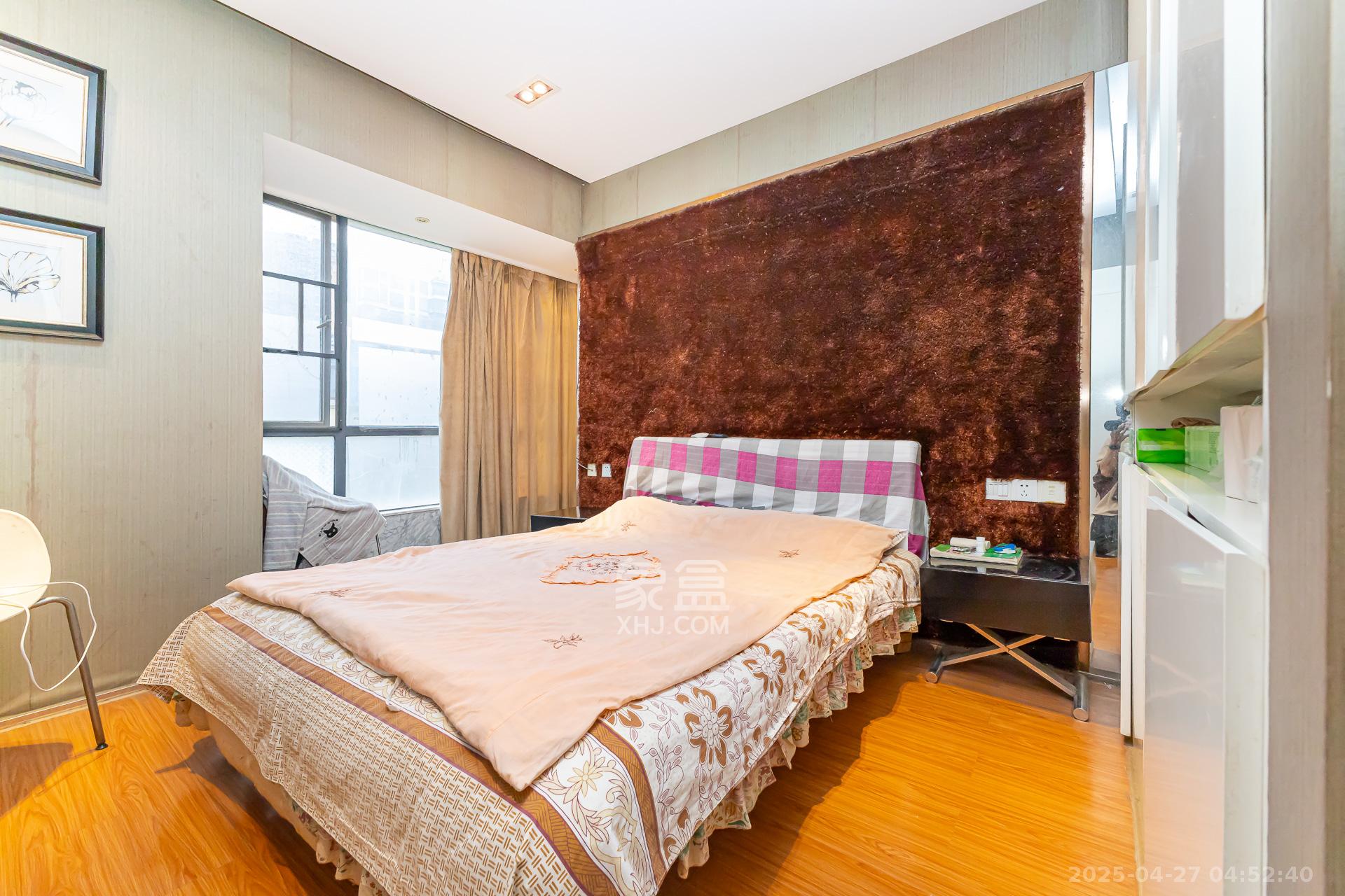 勤诚达新界  3室2厅1卫    76.0万卧室