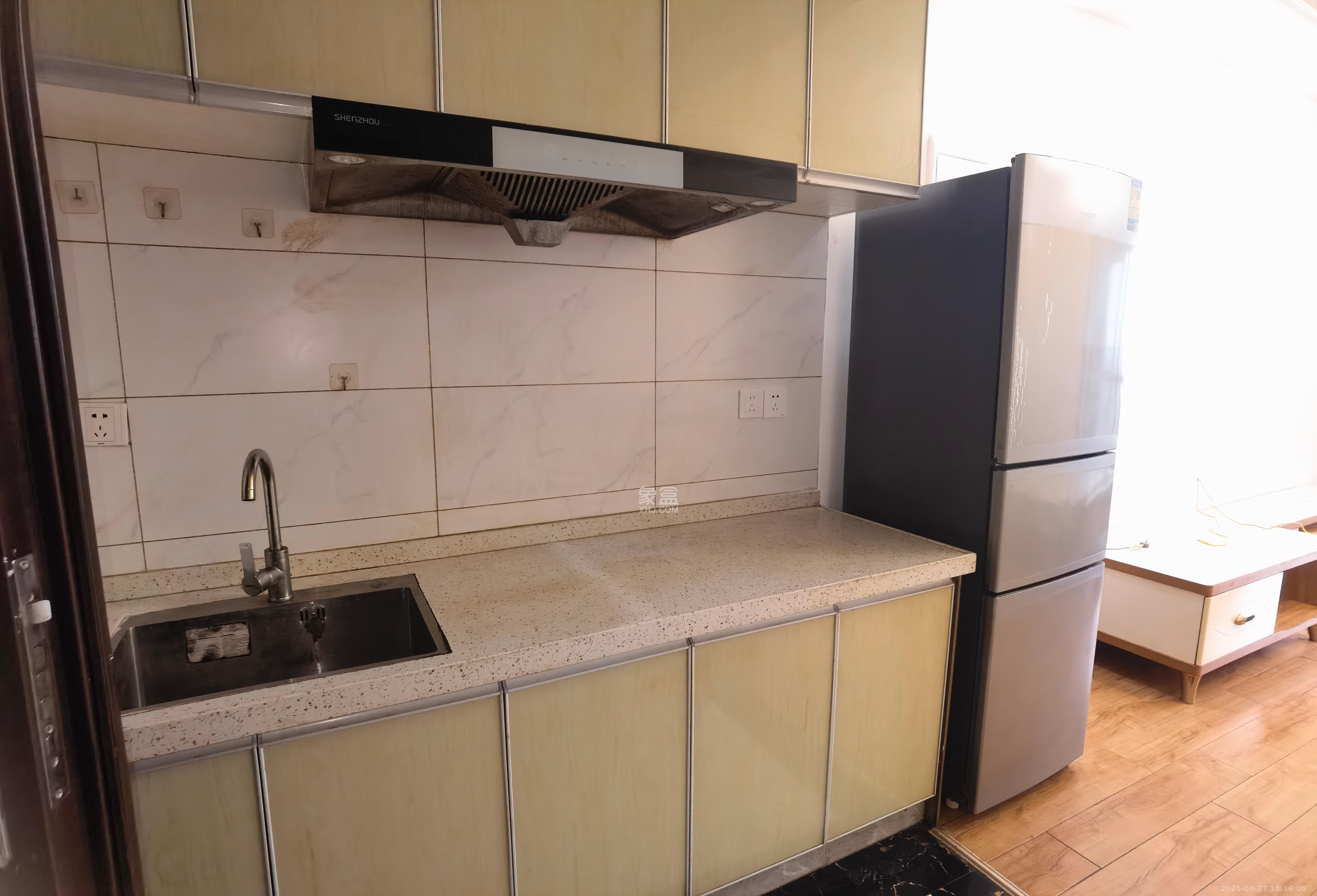 中海新城熙岸(中信新城五期) 1室1厅1卫 1300.0元/月 中海新城熙岸(中信新城五期) 1室1厅1卫 1300.0元/月室内图