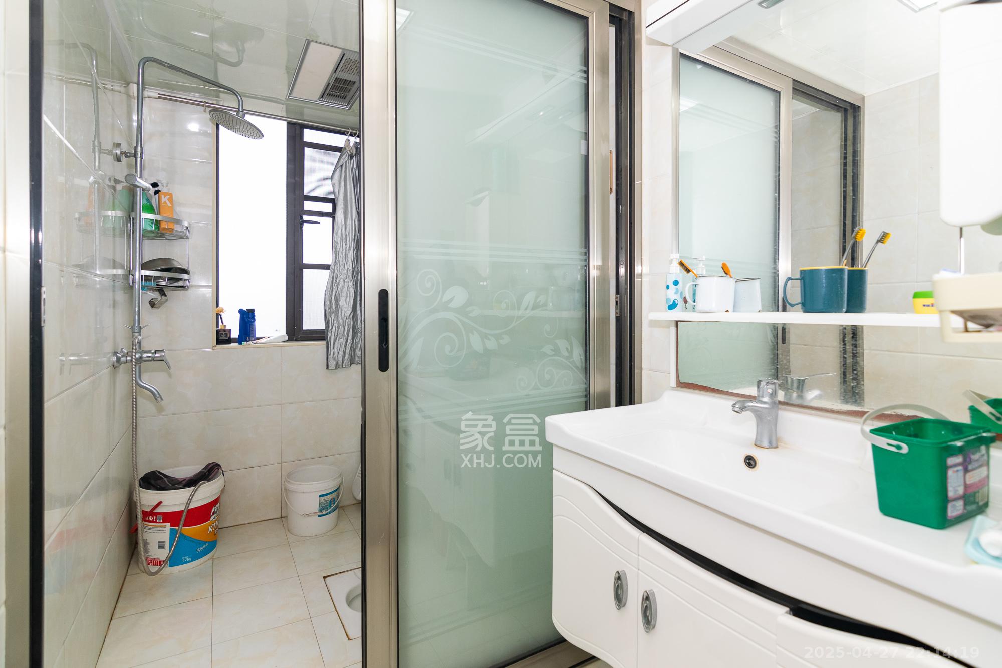 润和紫郡一期 3室2厅1卫 78.0万 润和紫郡一期 3室2厅1卫 78.0万卫生间