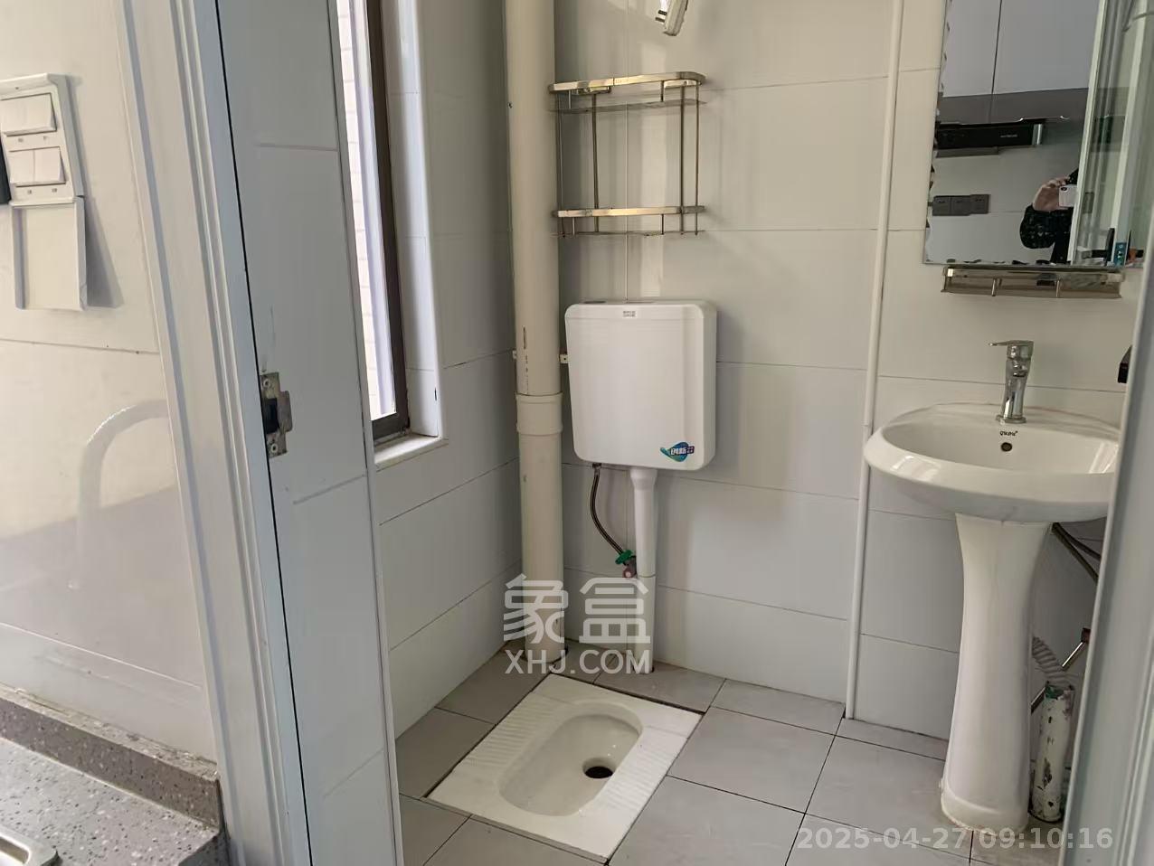 龙塘安置区(龙塘小区) 1室1厅1卫 950.0元/月 龙塘安置区(龙塘小区) 1室1厅1卫 950.0元/月室内图