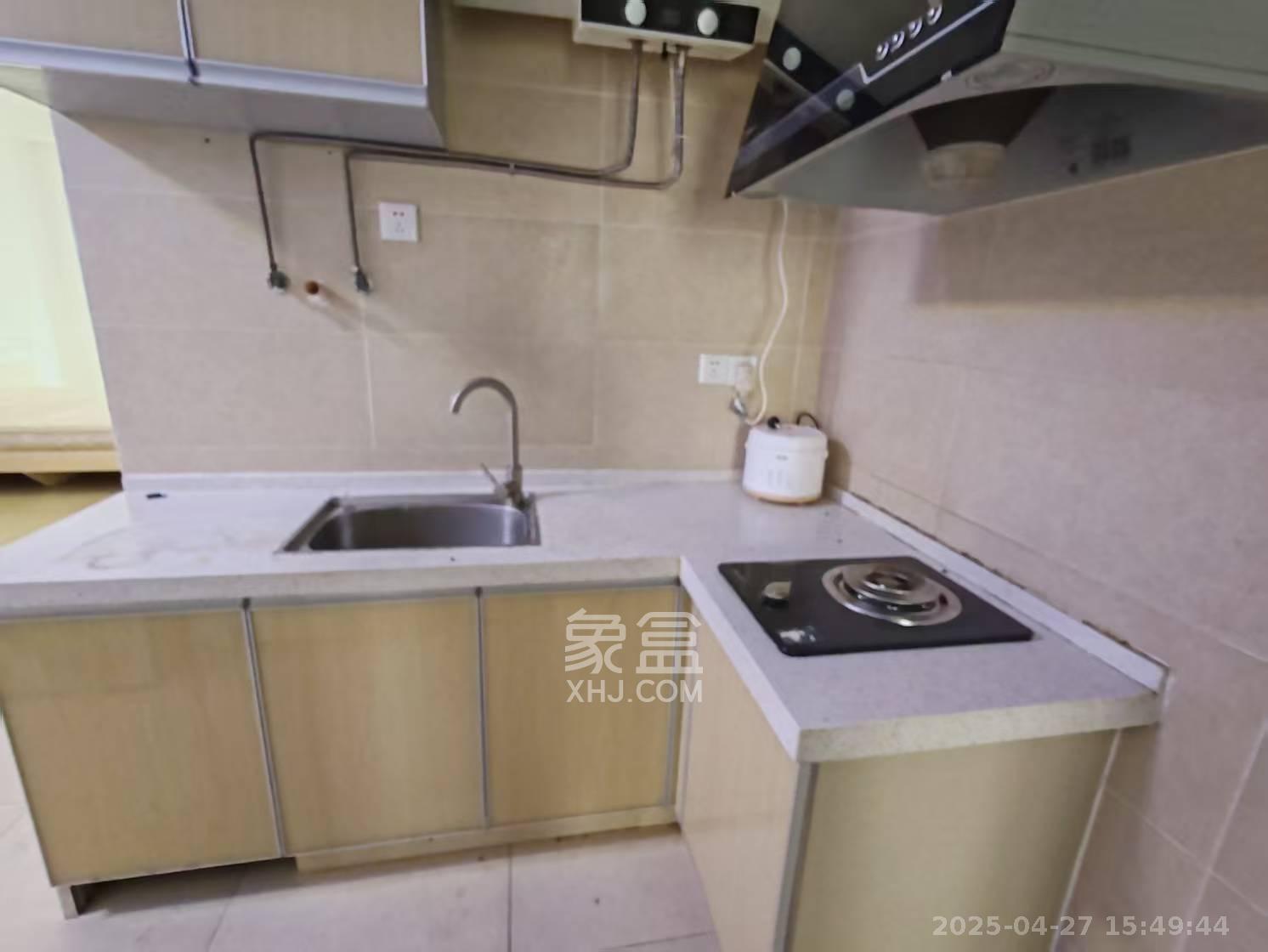 金侨城  1室1厅1卫   1000.00元/月室内图