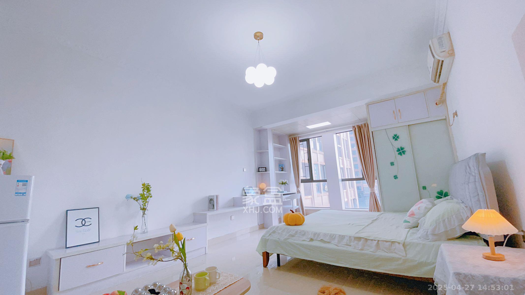 万象凯旋湾  1室1厅1卫    1700.0元/月 万象凯旋湾  1室1厅1卫    1700.0元/月室内图