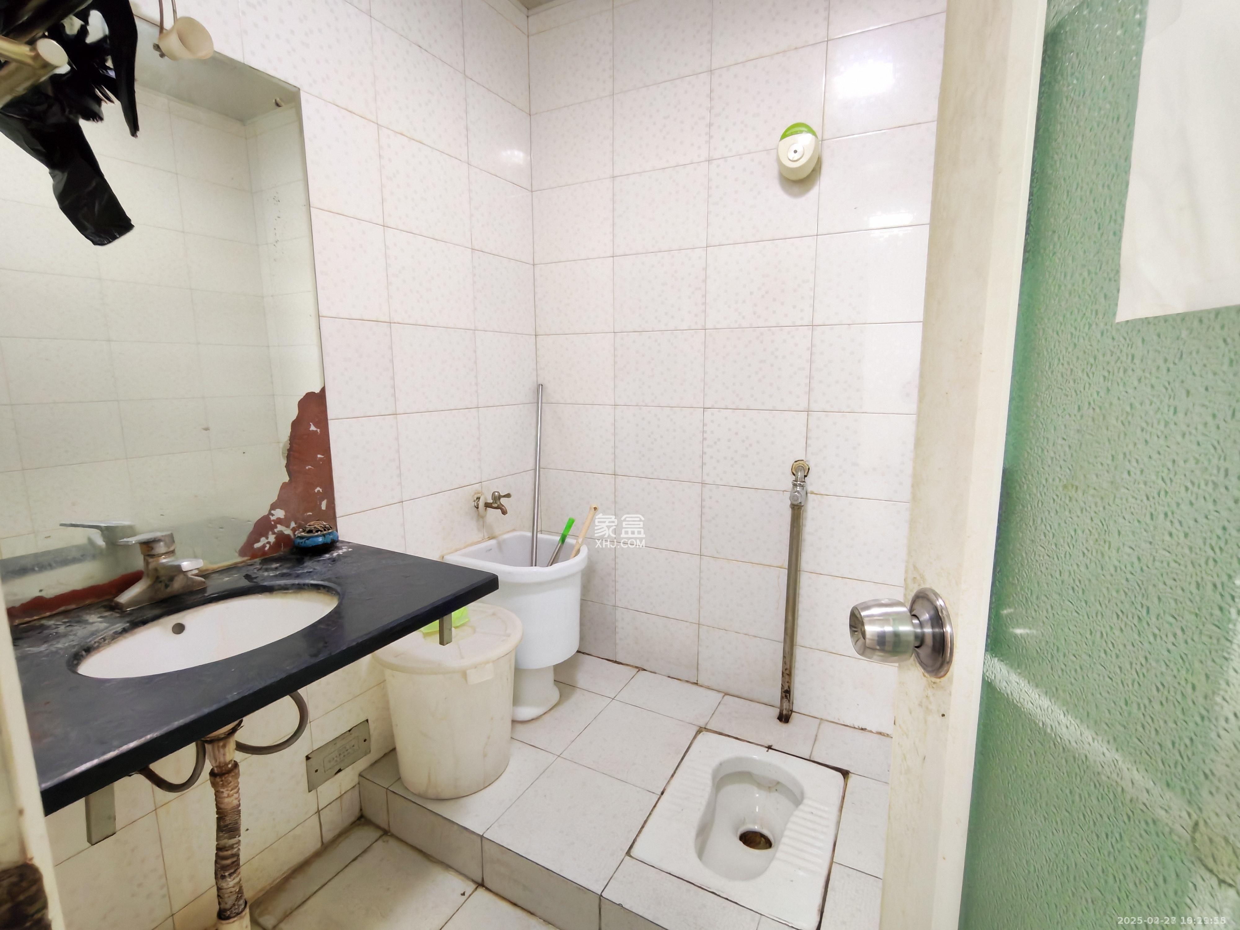 佳天国际新城 1室1厅1卫 8600.0元/月 佳天国际新城 1室1厅1卫 8600.0元/月室内图