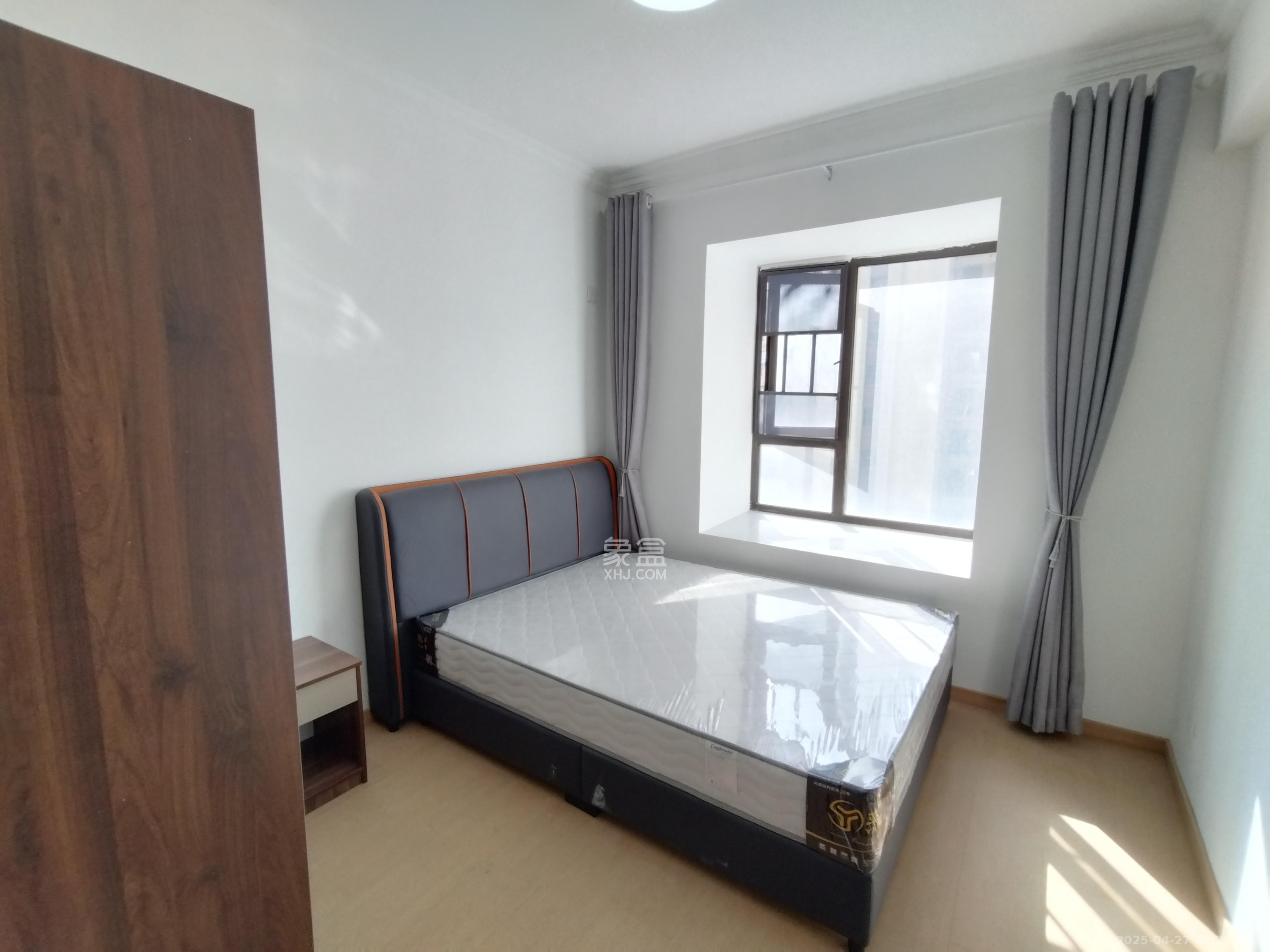 梅溪正荣府  3室2厅2卫   2500.00元/月室内图