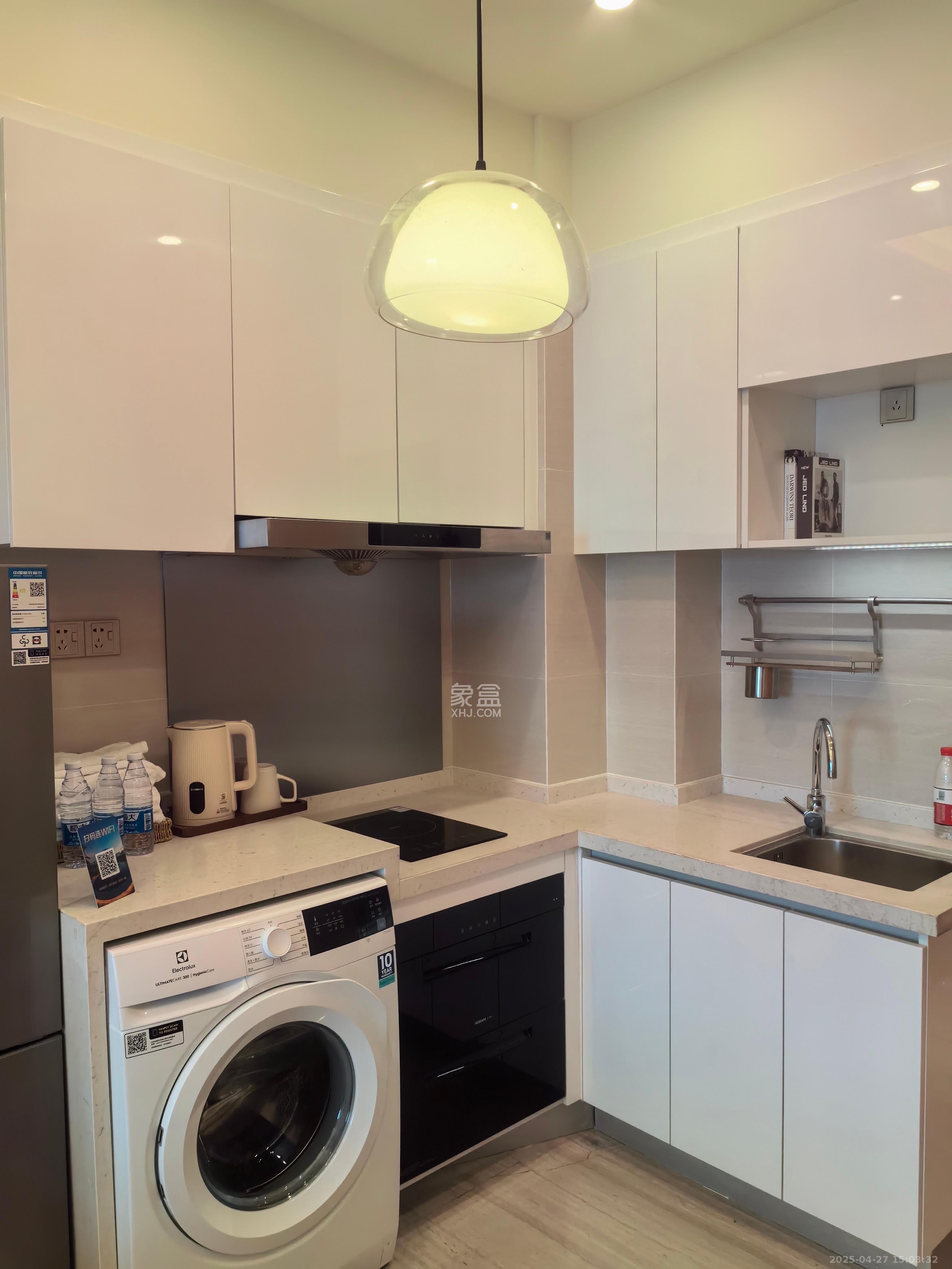 恒大誉府(融誉商业中心) 1室1厅1卫 2000.0元/月 恒大誉府(融誉商业中心) 1室1厅1卫 2000.0元/月室内图