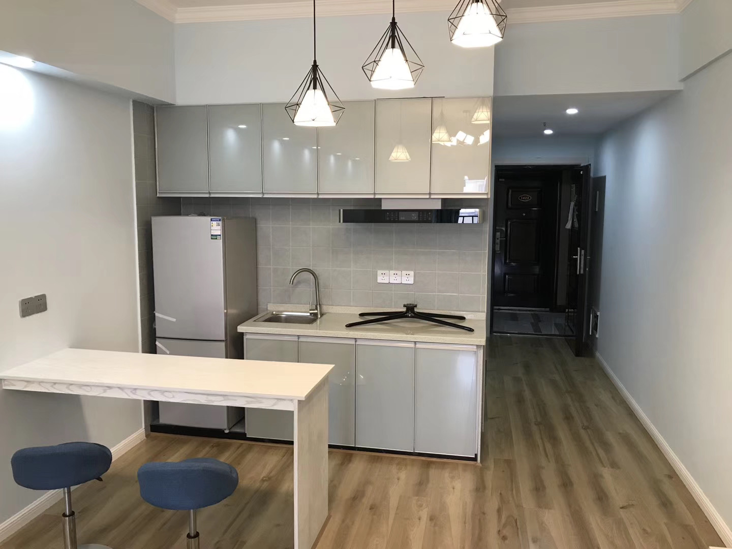 佳源罗马都市 1室1厅1卫 1500.0元/月 佳源罗马都市 1室1厅1卫 1500.0元/月室内图