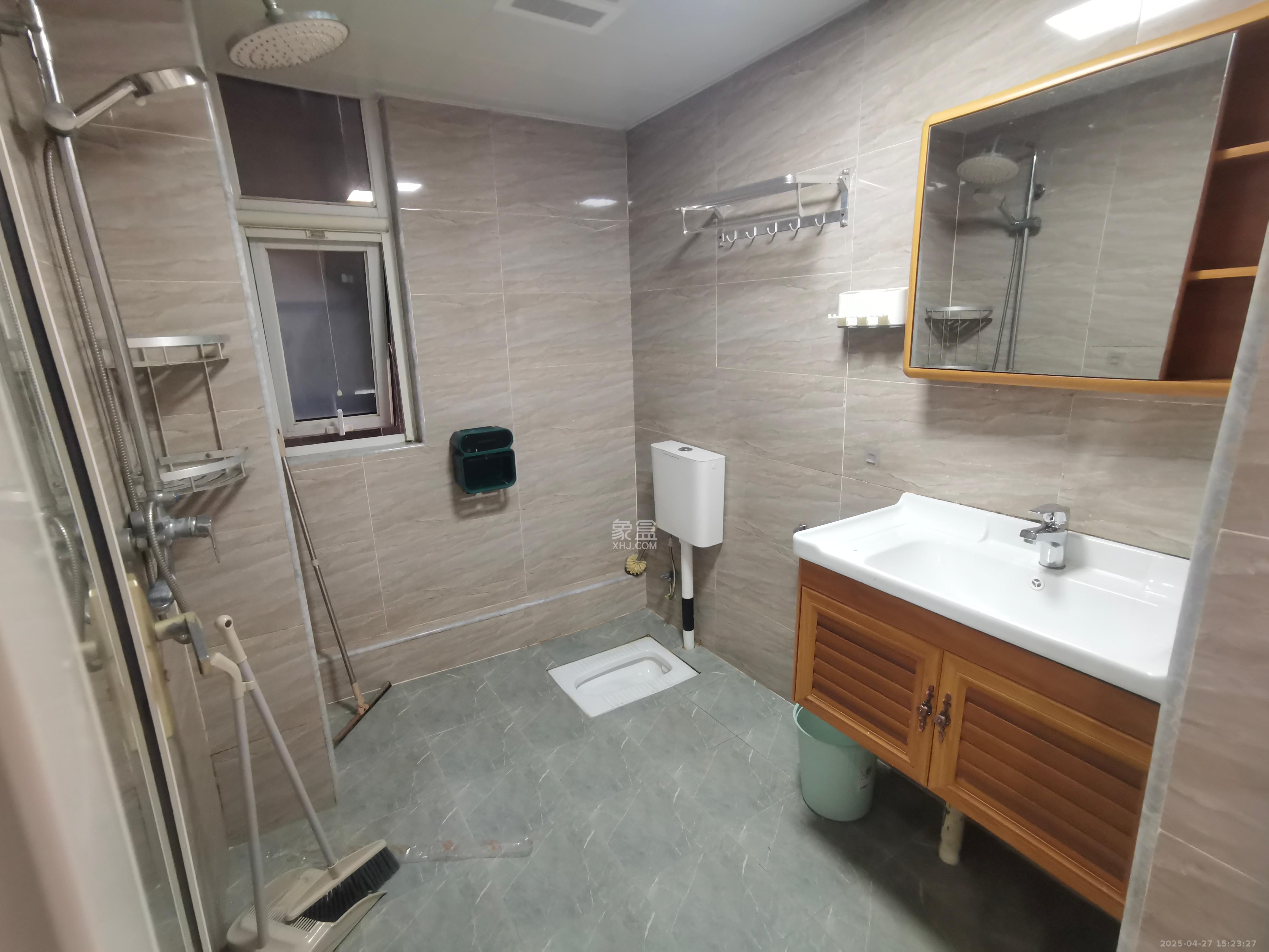 北辰三角洲C2区  3室2厅1卫   3600.00元/月室内图