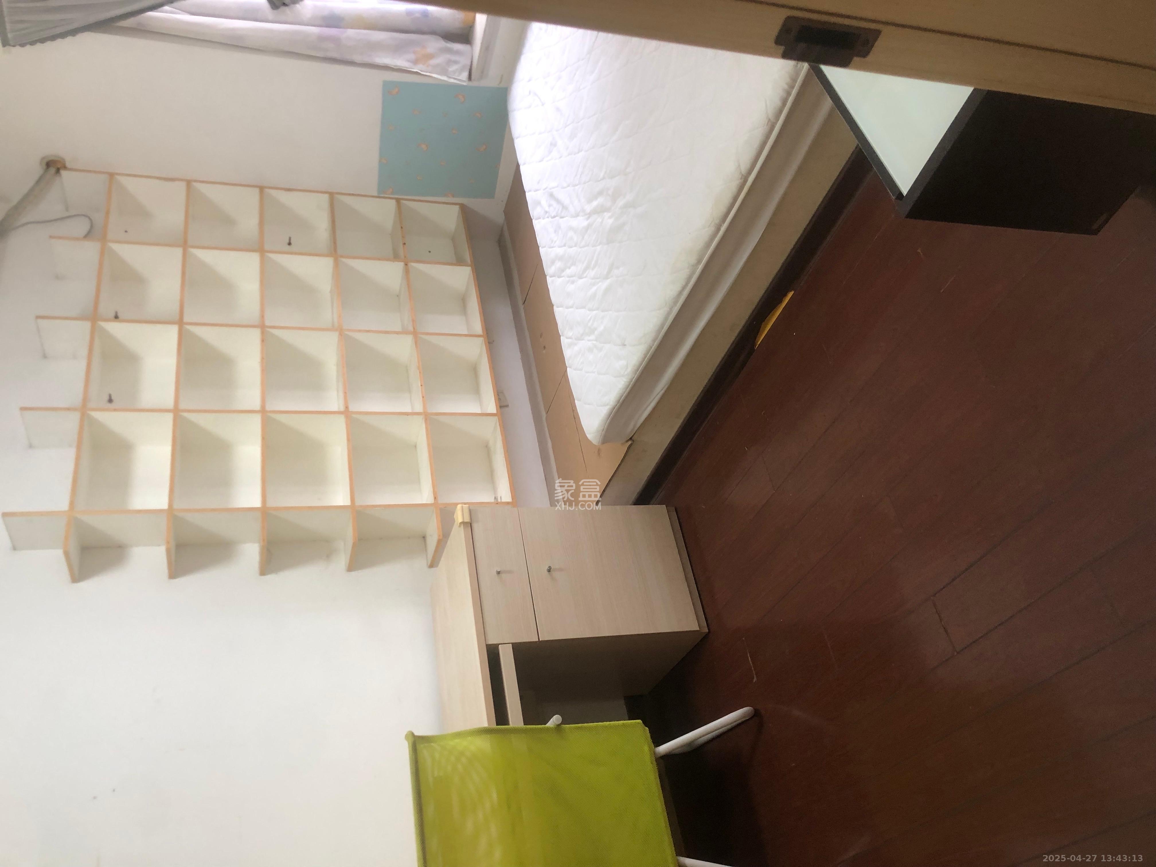 标志浪漫满屋（枫景公寓）  2室1厅1卫   2100.00元/月室内图