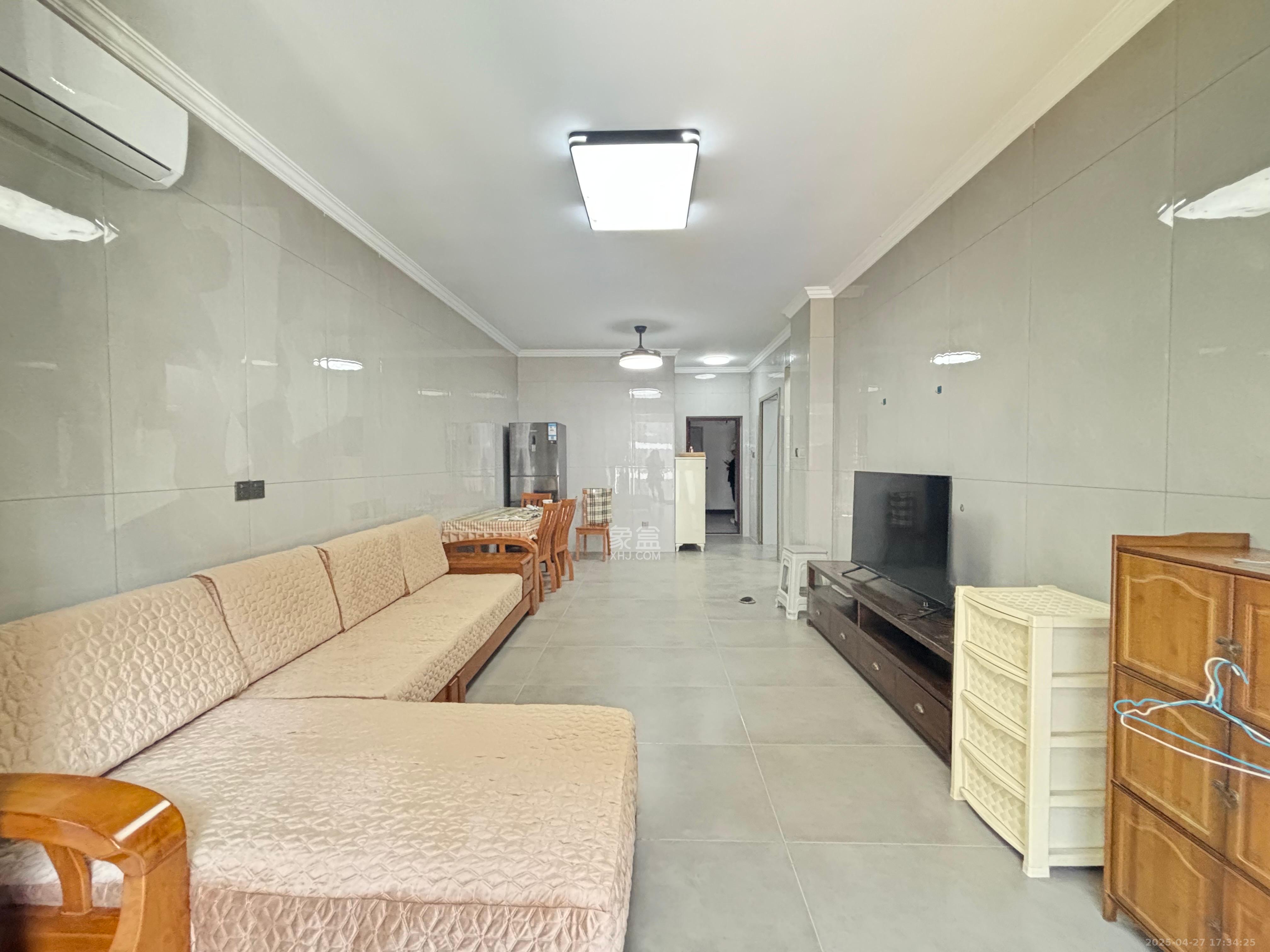 金桂小区二期 2室1厅1卫 2300.0元/月 金桂小区二期 2室1厅1卫 2300.0元/月室内图