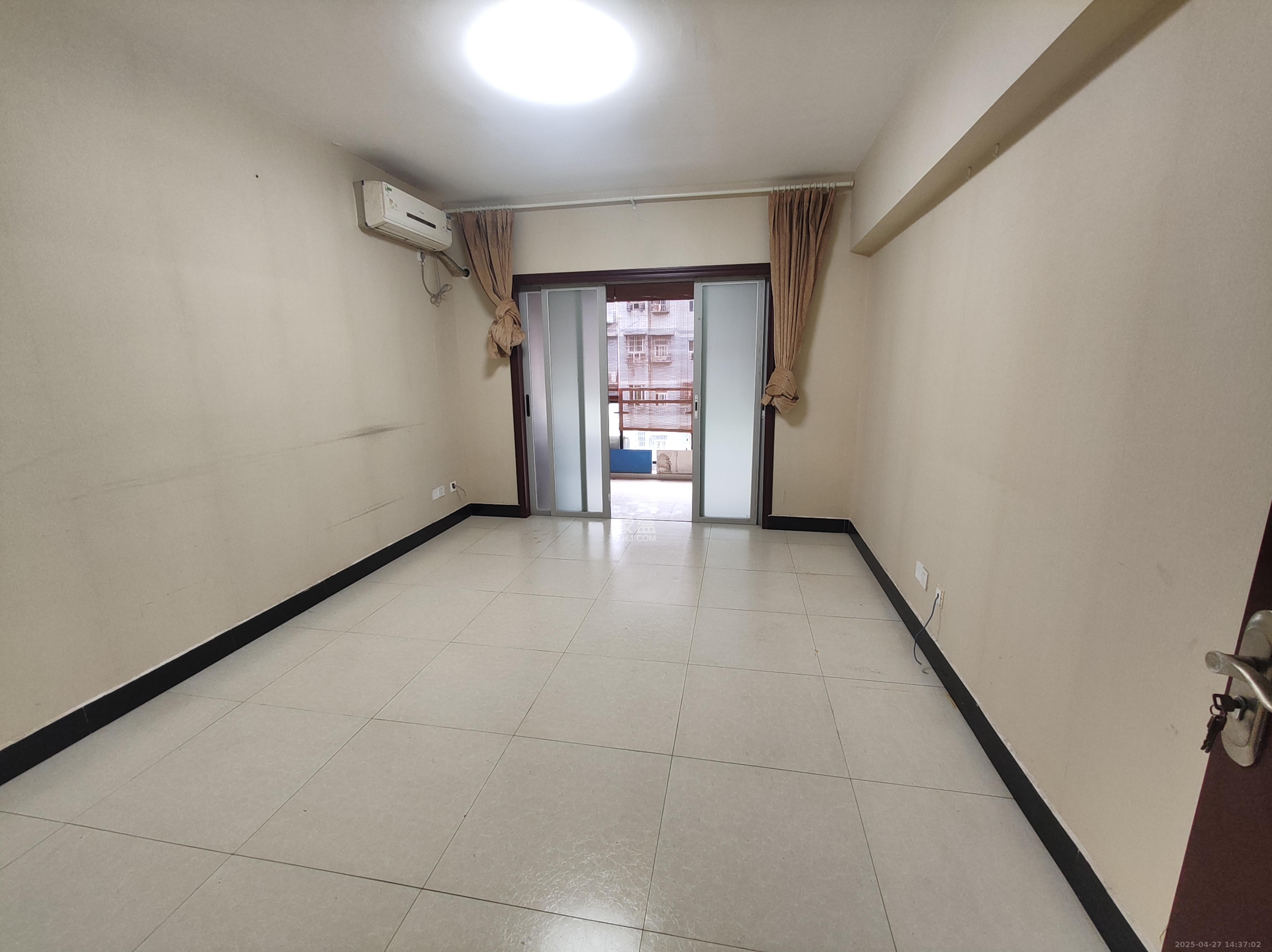 金龙苑 2室2厅1卫 2200.0元/月 金龙苑 2室2厅1卫 2200.0元/月室内图