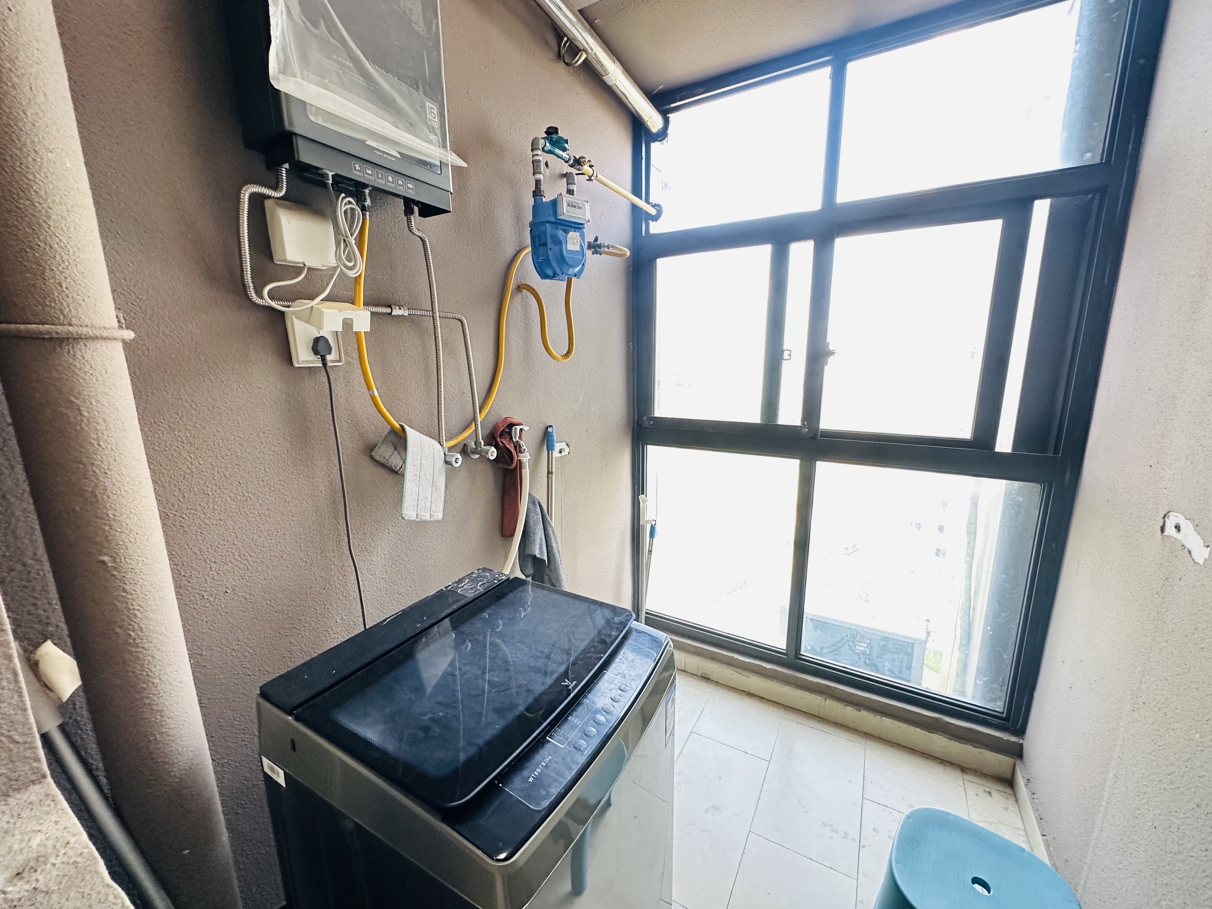 恒大美丽沙天寰湾  2室1厅1卫   4300.00元/月室内图