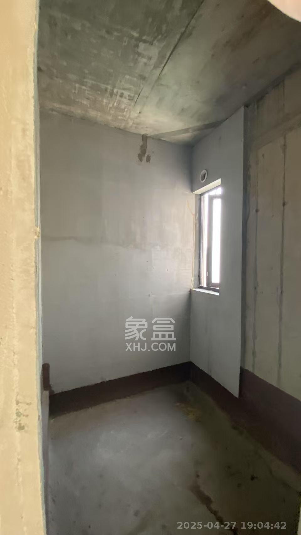 华润置地广场二期  3室2厅1卫   2500.00元/月室内图