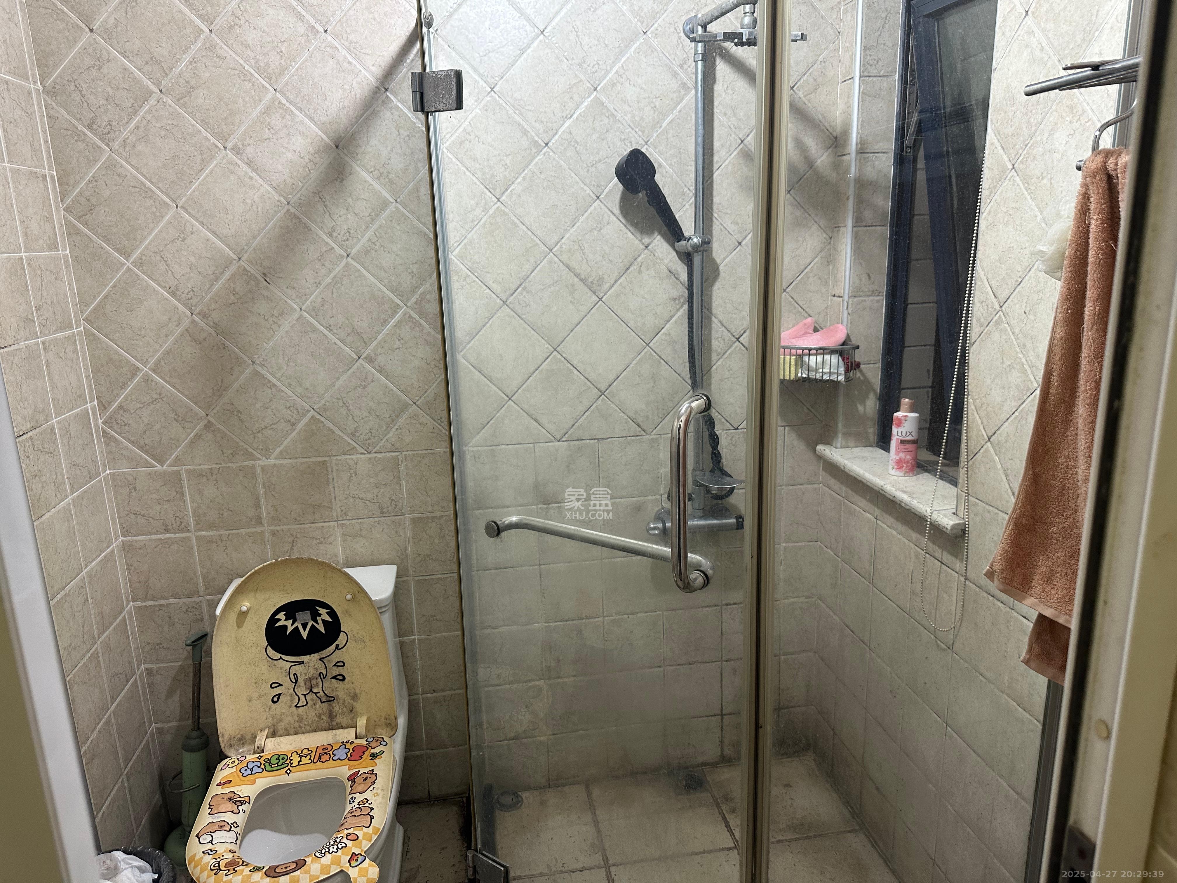 湘江世纪城咏江苑  3室2厅1卫   2800.00元/月室内图