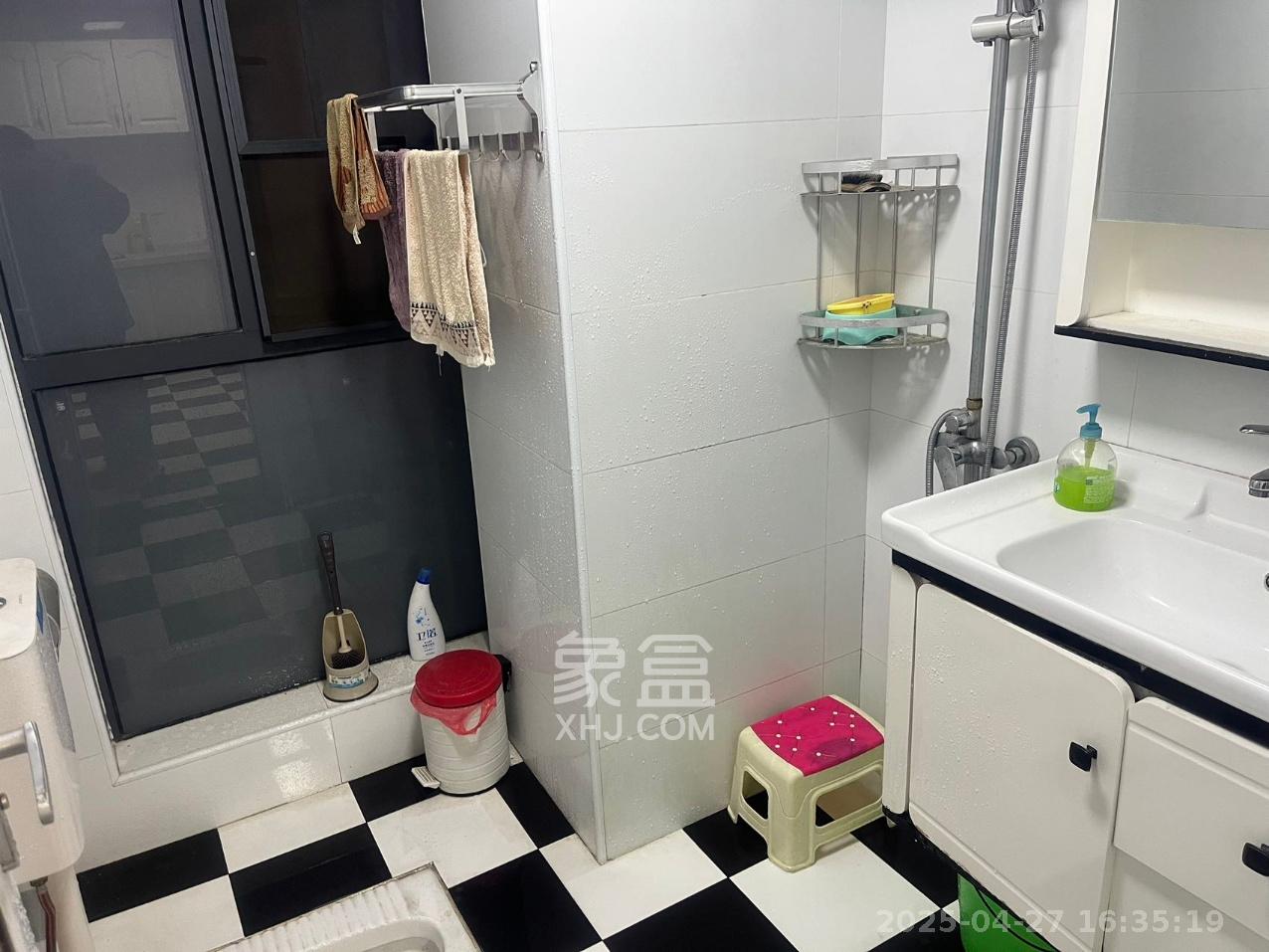 叠彩兰亭  2室1厅1卫   2200.00元/月室内图