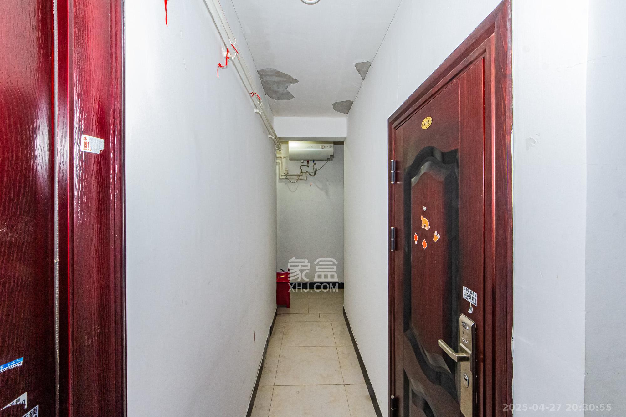 北辰三角洲E4区 4室2厅2卫 152.8万 北辰三角洲E4区 4室2厅2卫 152.8万客厅