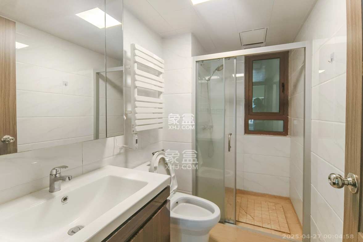 碧桂园翘楚棠 3室2厅2卫 72.8万 碧桂园翘楚棠 3室2厅2卫 72.8万卫生间