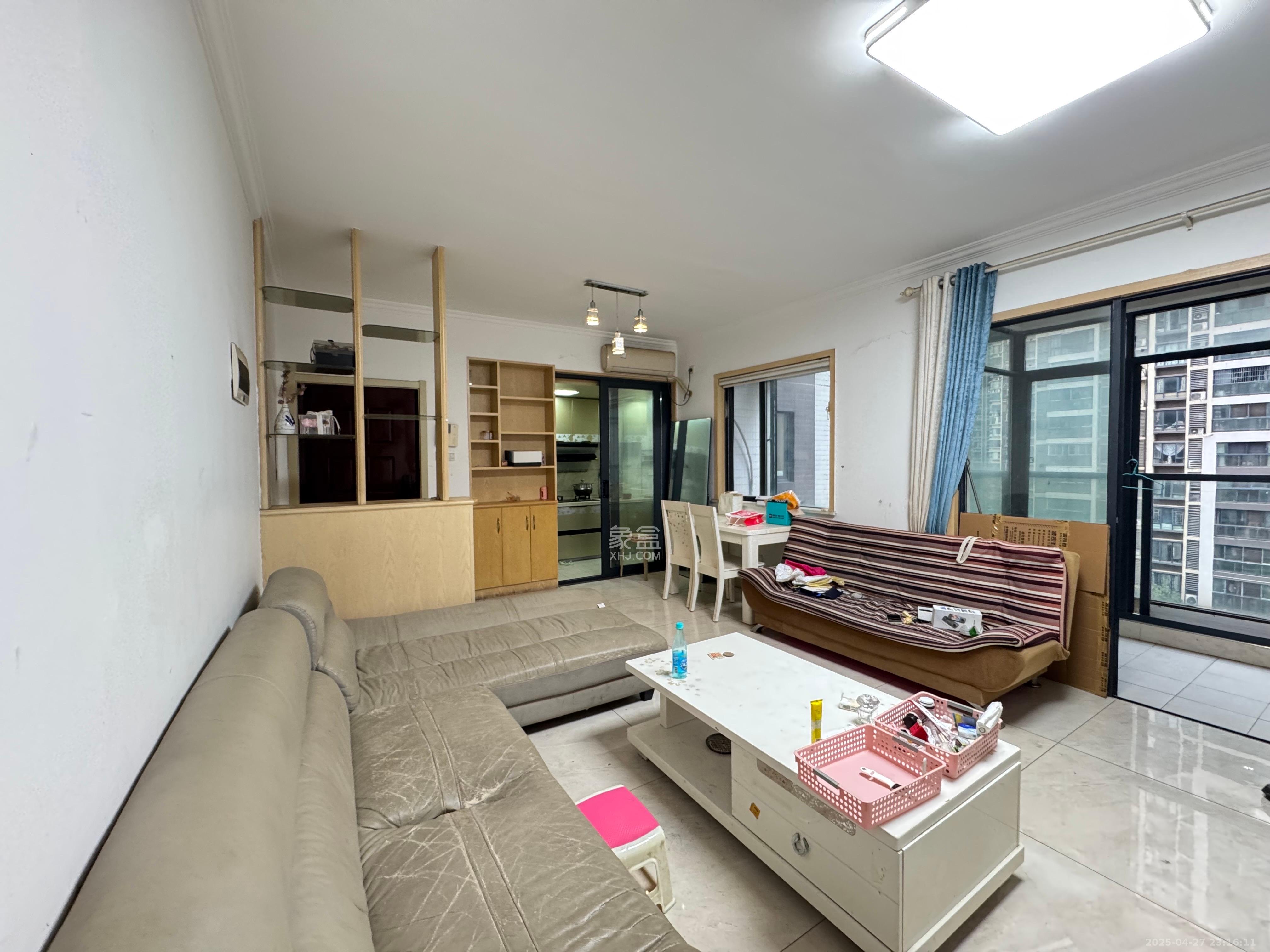 蓝山郡  3室2厅1卫   1800.00元/月