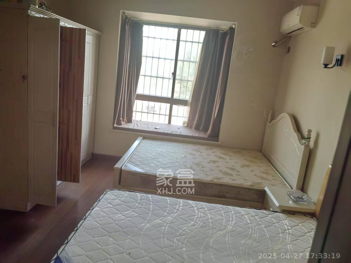 洞井生产安置小区(洞井新兴安置小区) 3室2厅1卫 2300.0元/月 洞井生产安置小区(洞井新兴安置小区) 3室2厅1卫 2300.0元/月室内图