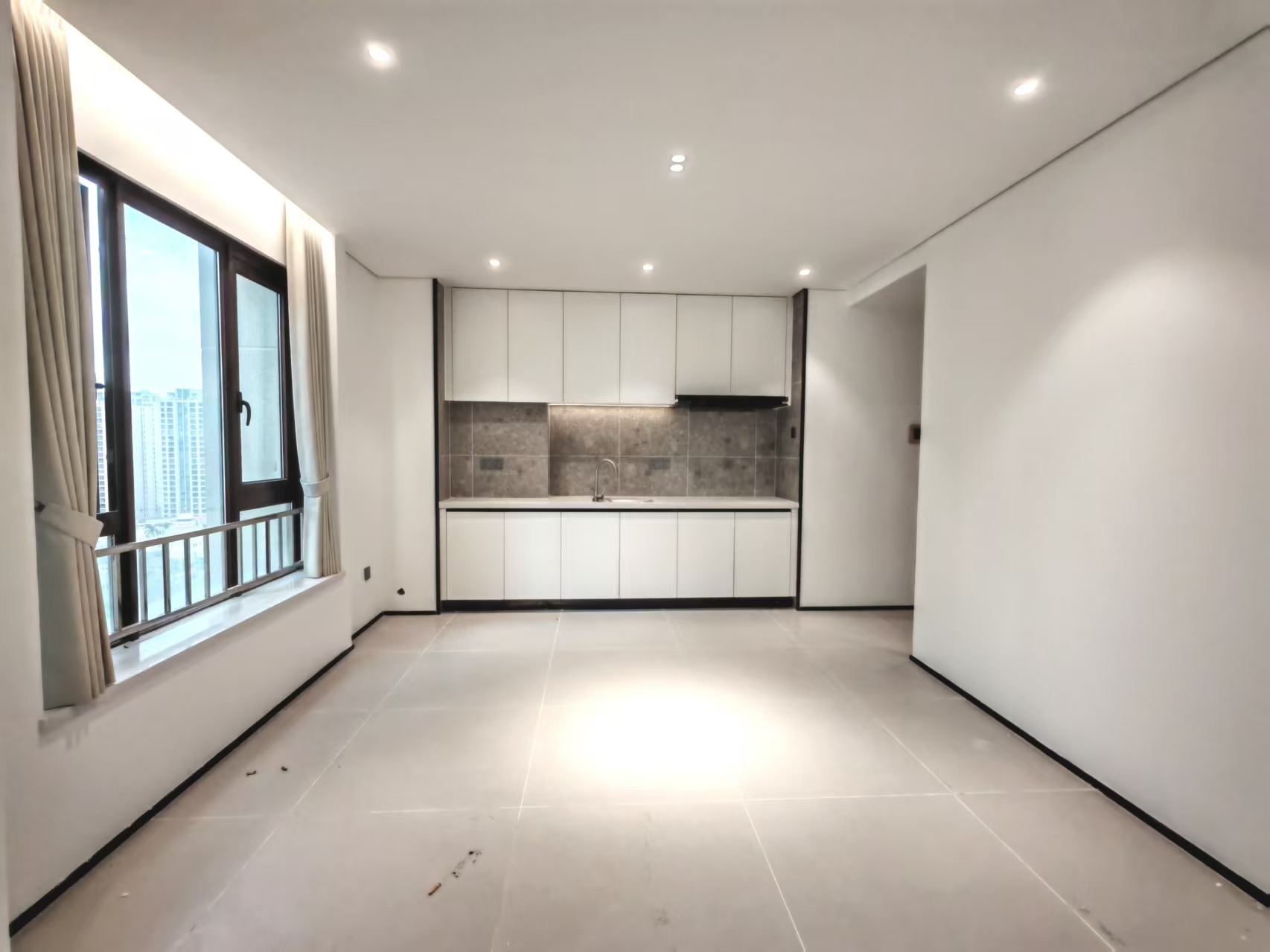 海航豪庭南苑  2室2厅2卫    137.0万 海航豪庭南苑  2室2厅2卫    137.0万客厅