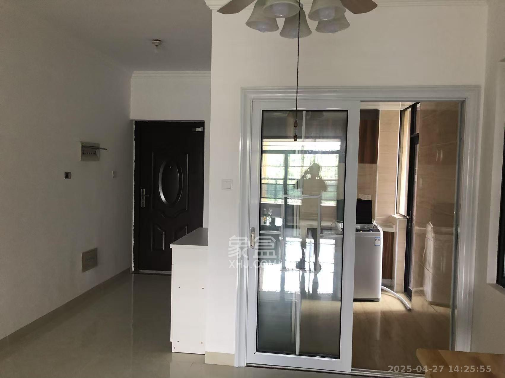 珠江东方明珠(新地东方明珠)三期 3室2厅1卫 1800.0元/月 珠江东方明珠(新地东方明珠)三期 3室2厅1卫 1800.0元/月室内图