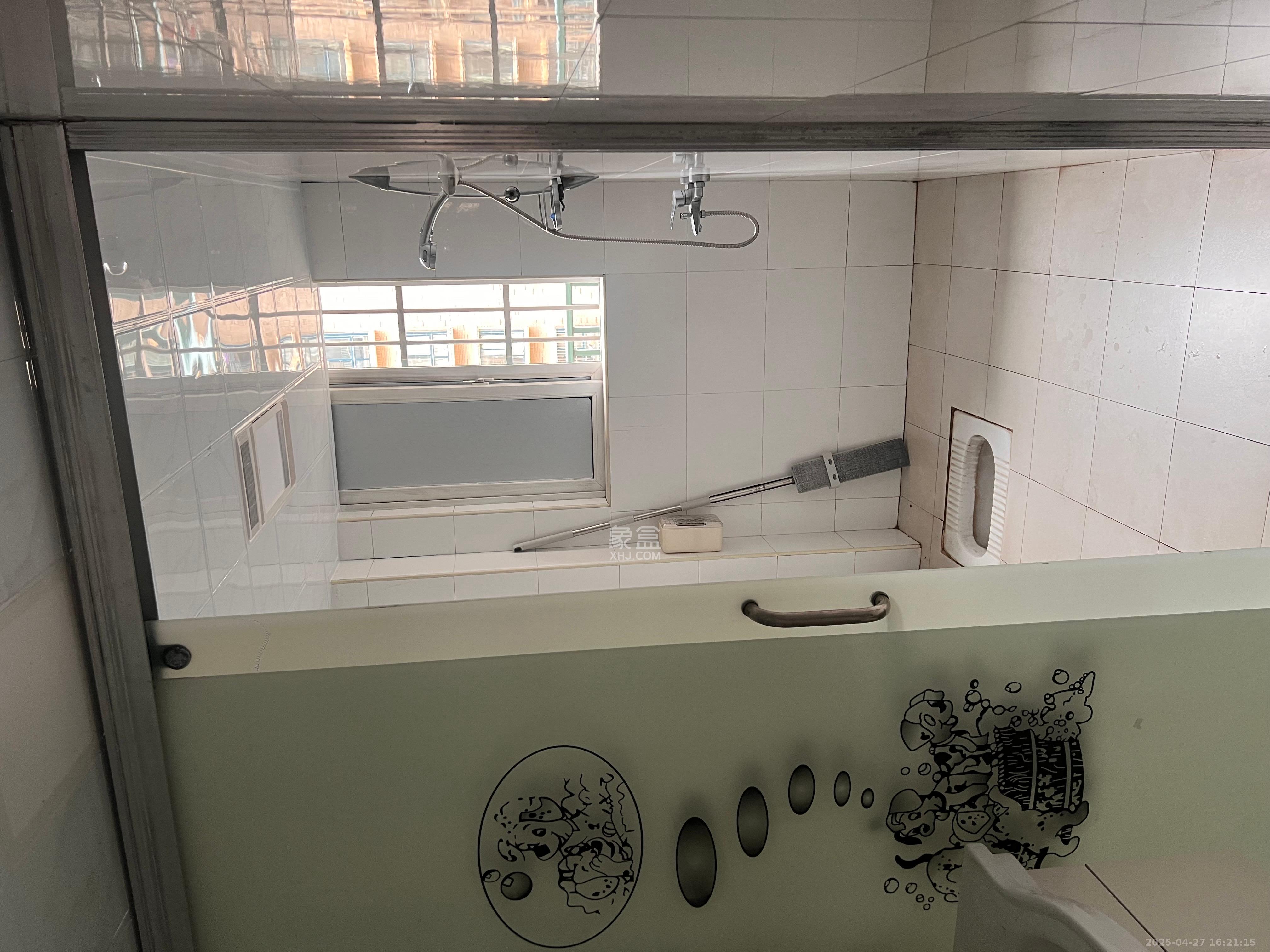 博雅湘水湾  3室2厅2卫   2200.00元/月室内图