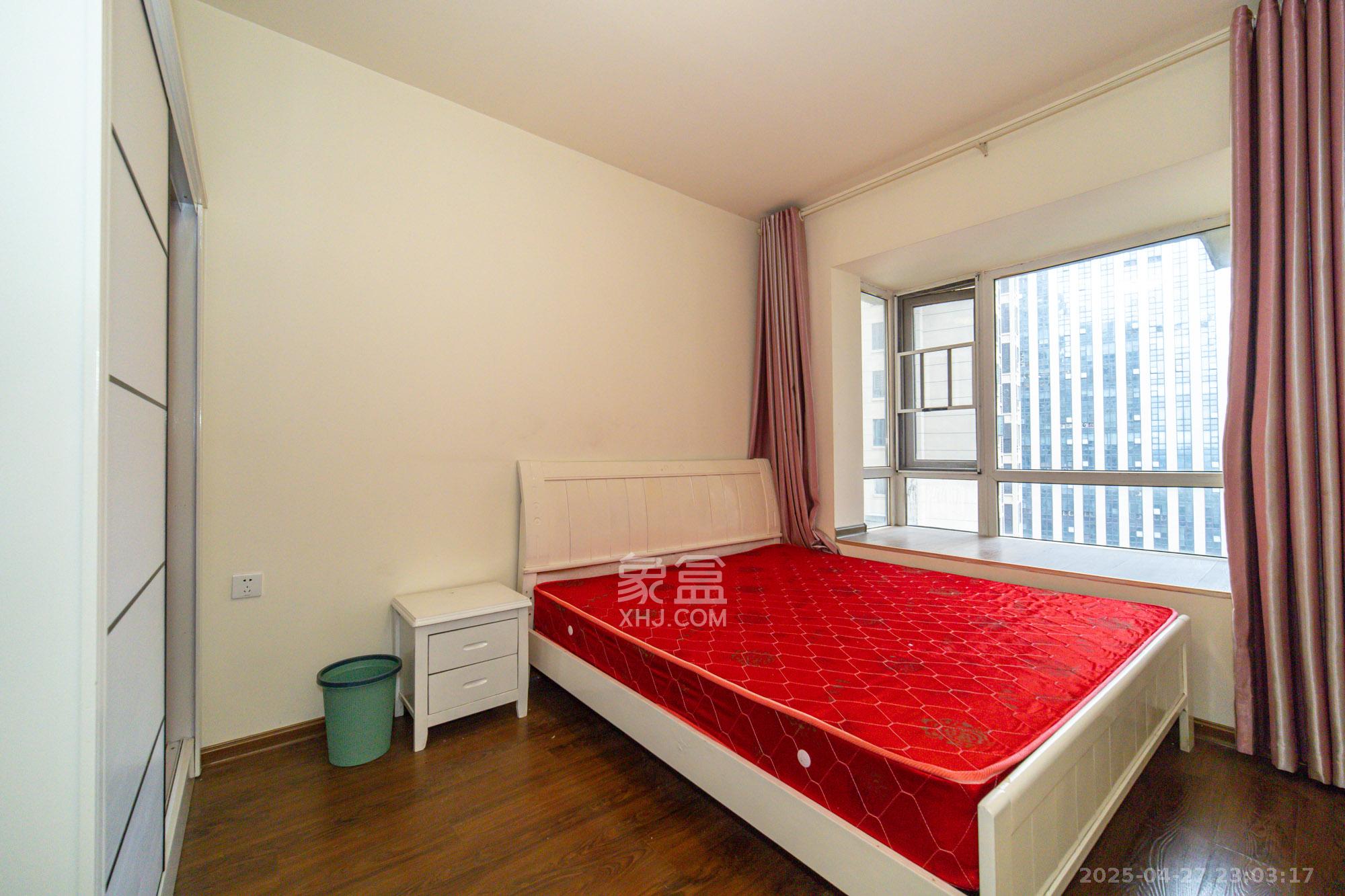 金科时代中心 2室1厅1卫 52.0万 金科时代中心 2室1厅1卫 52.0万卧室