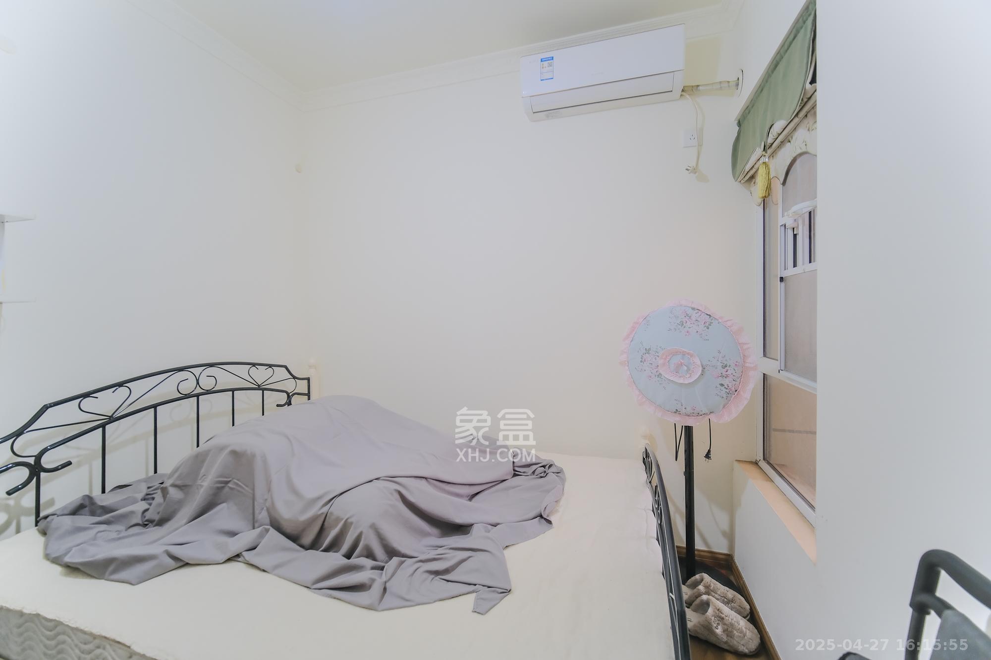 荣盛花语城 2室2厅1卫 60.0万 荣盛花语城 2室2厅1卫 60.0万卧室