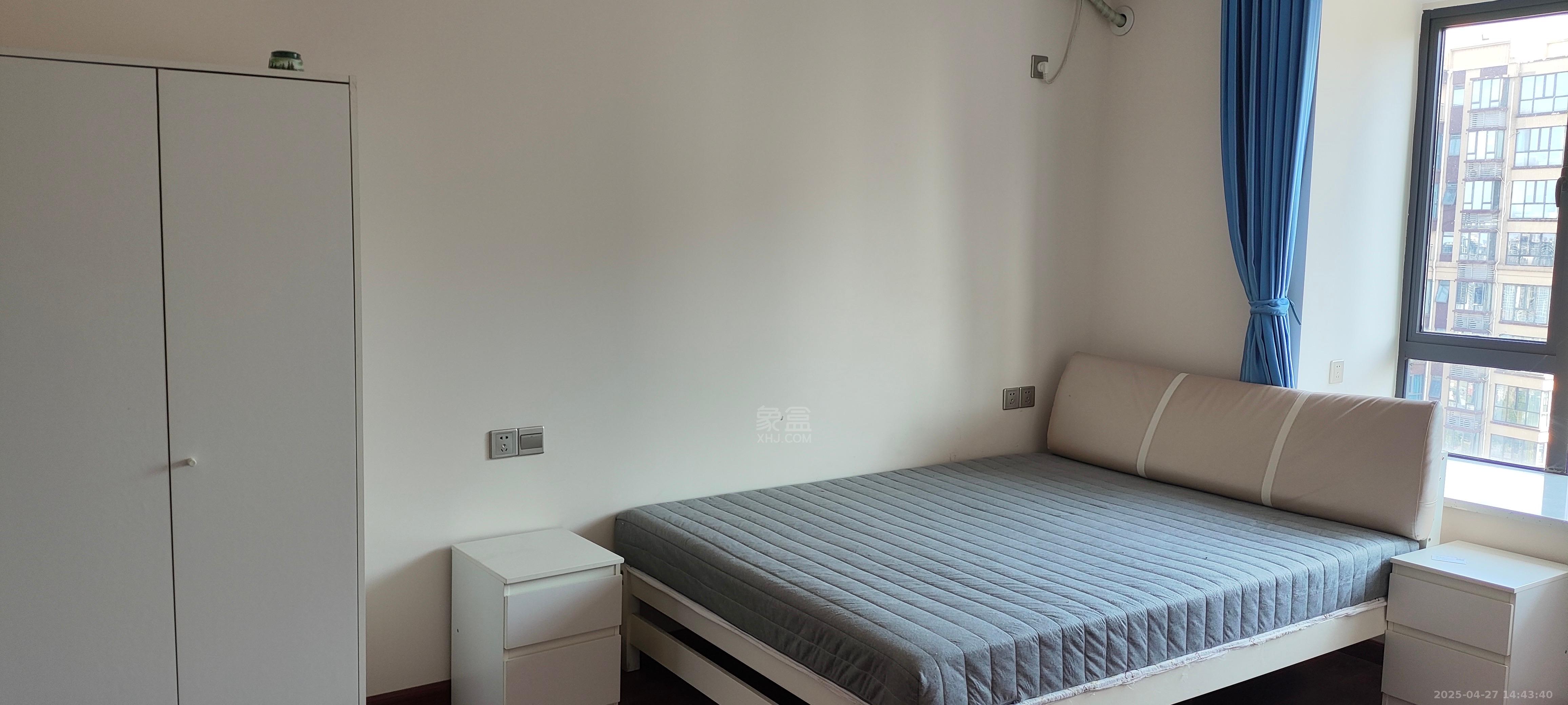 春藤小镇 3室2厅1卫 1800.0元/月 春藤小镇 3室2厅1卫 1800.0元/月室内图