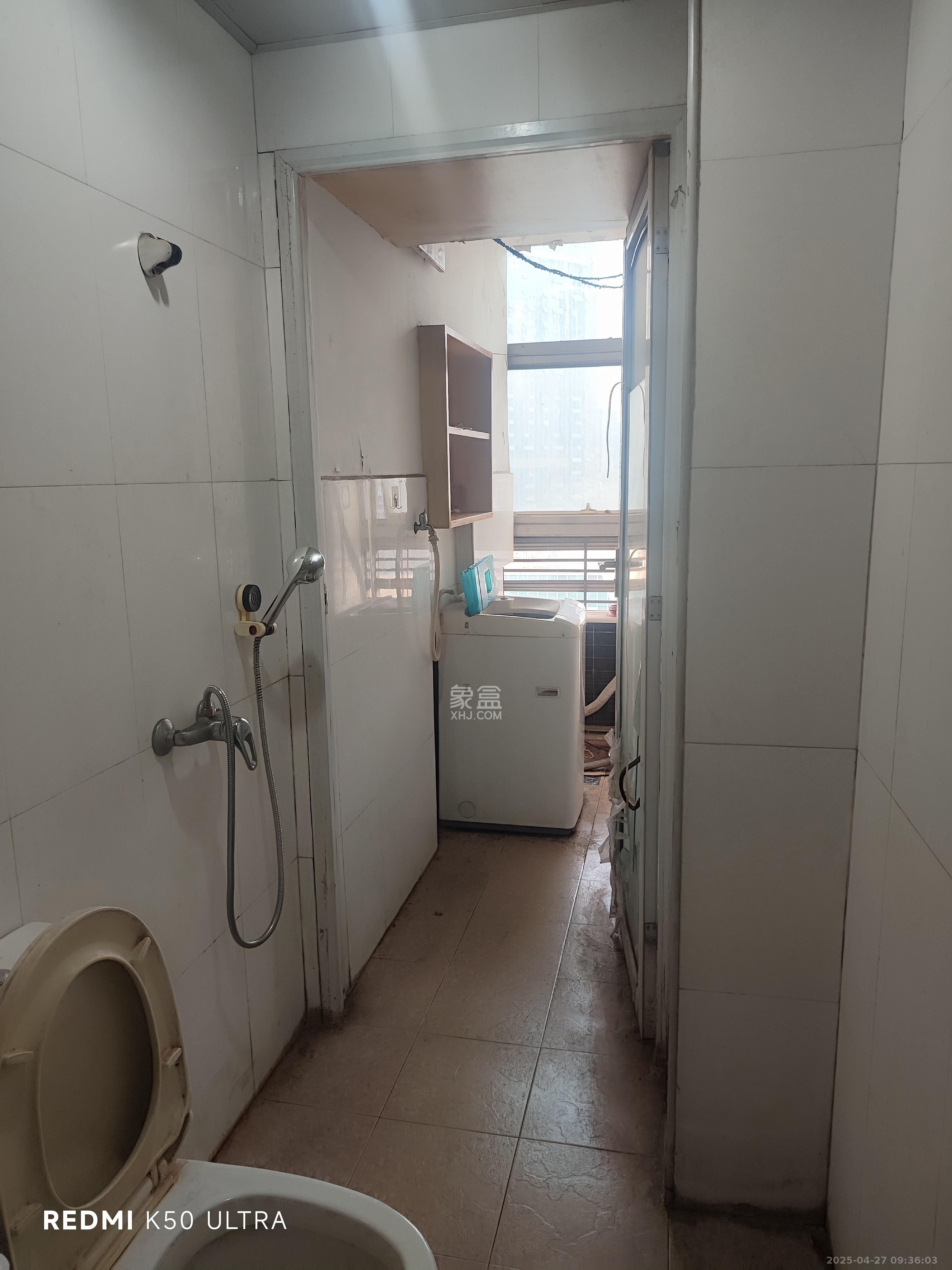 红星国际星城  1室1厅1卫    1300.0元/月 红星国际星城  1室1厅1卫    1300.0元/月室内图