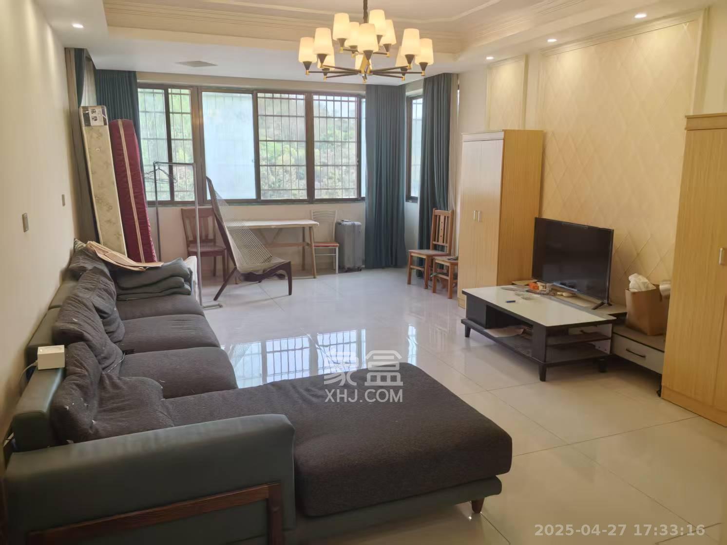 洞井生产安置小区(洞井新兴安置小区) 3室2厅1卫 2300.0元/月 洞井生产安置小区(洞井新兴安置小区) 3室2厅1卫 2300.0元/月室内图