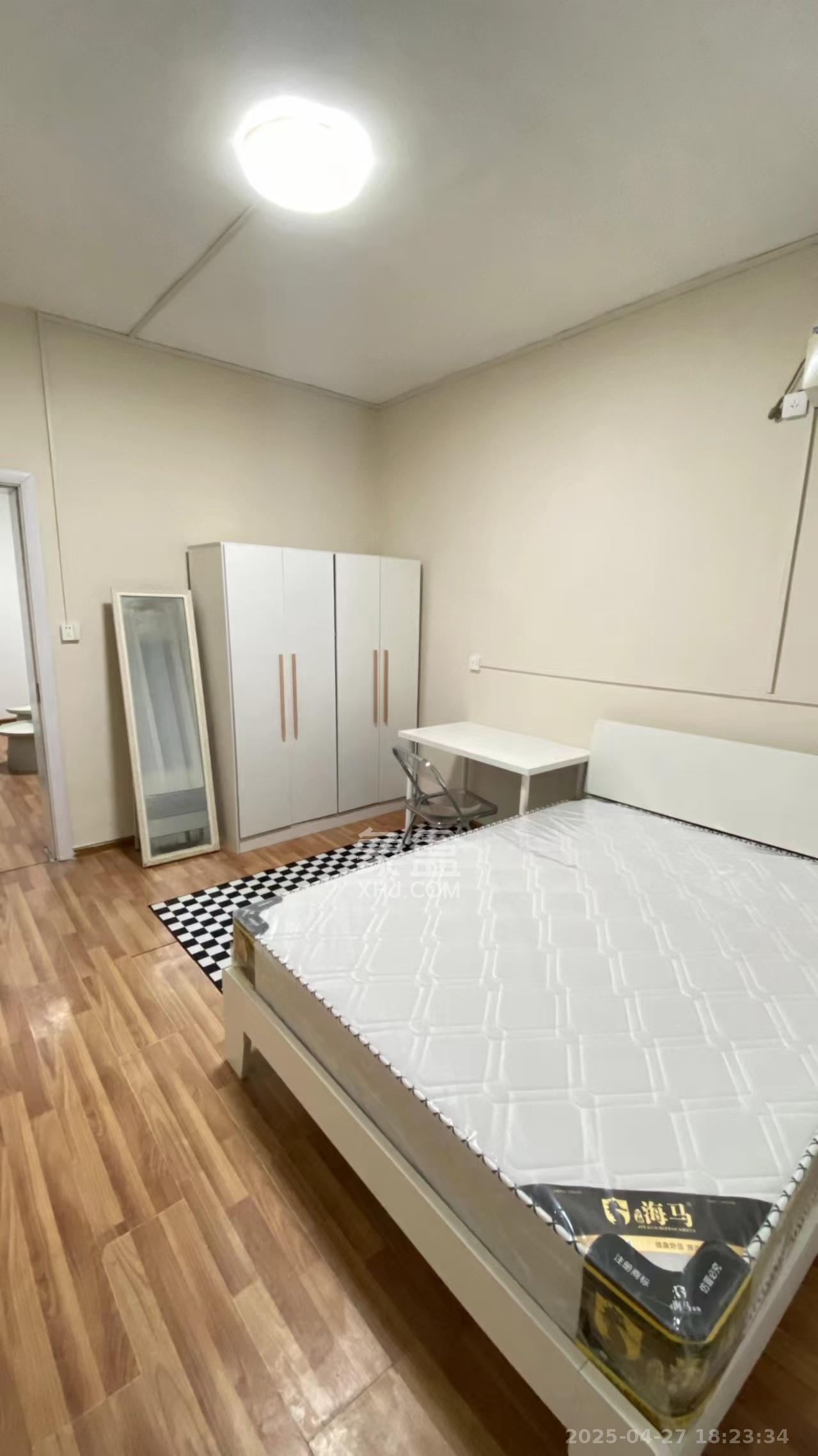 湖橡宿舍  2室1厅1卫   2280.00元/月室内图
