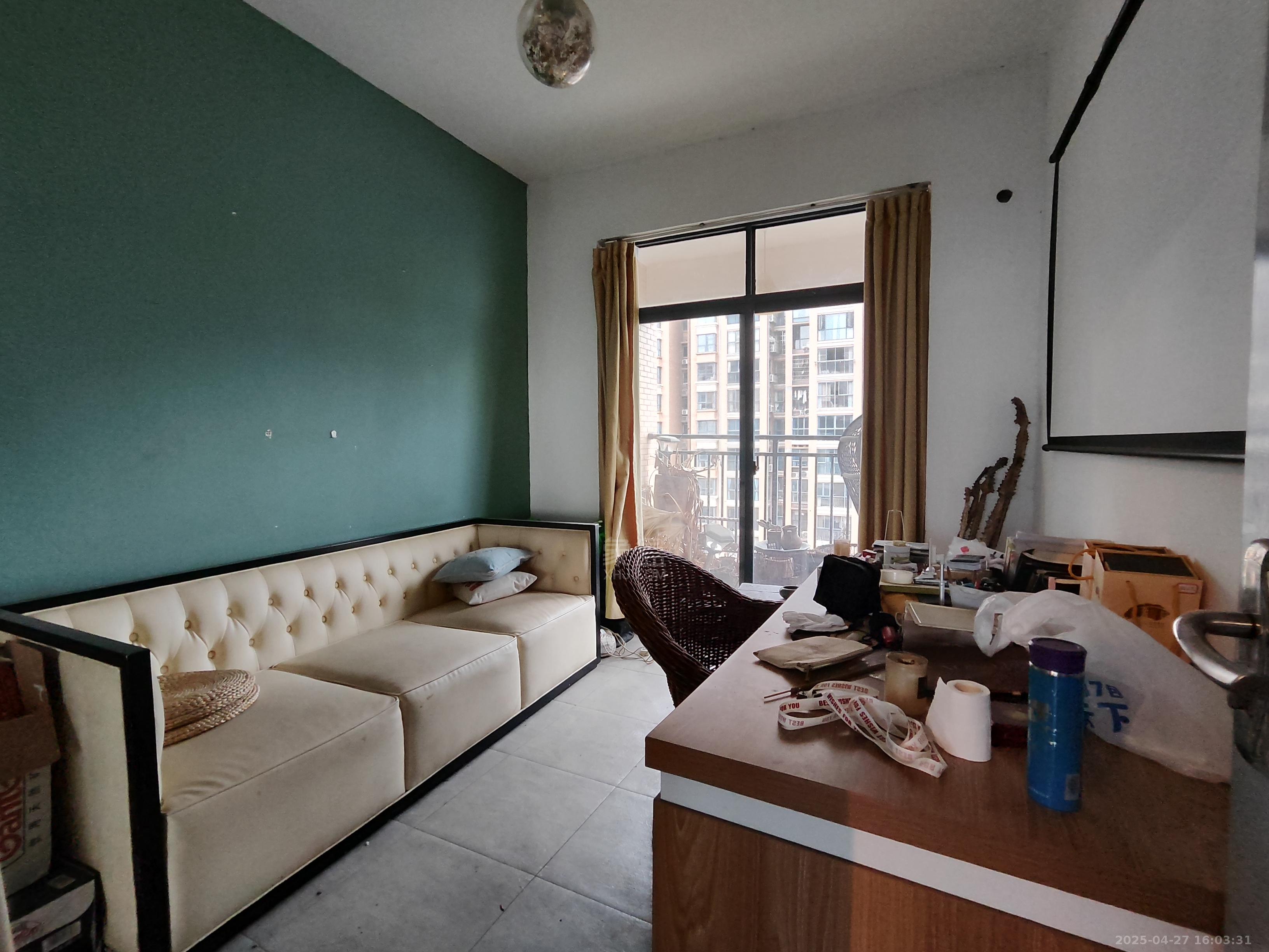 东鼎紫园 3室2厅2卫 1500.0元/月 东鼎紫园 3室2厅2卫 1500.0元/月室内图